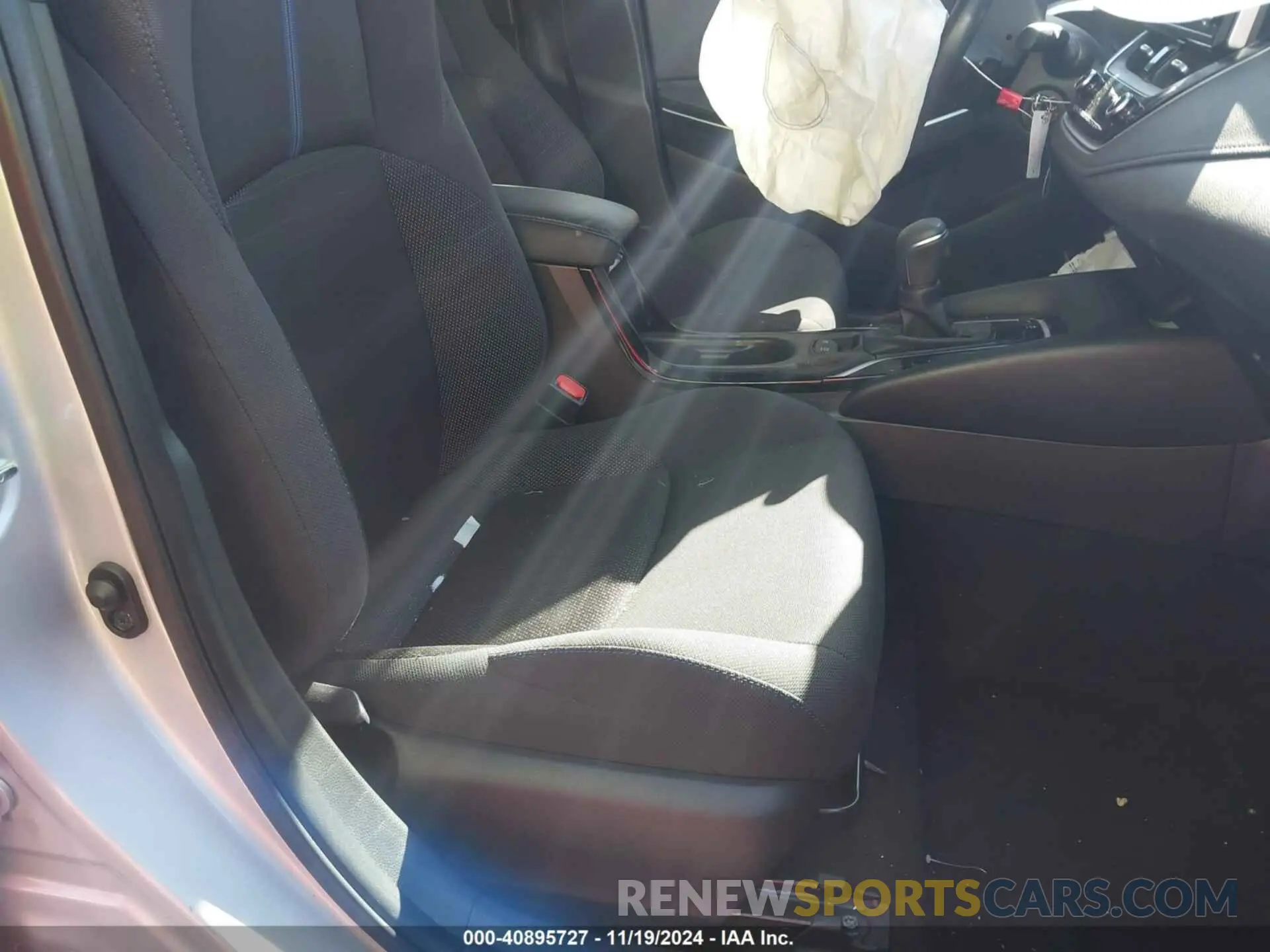 5 Photograph of a damaged car 5YFS4MCE1MP078018 TOYOTA COROLLA 2021