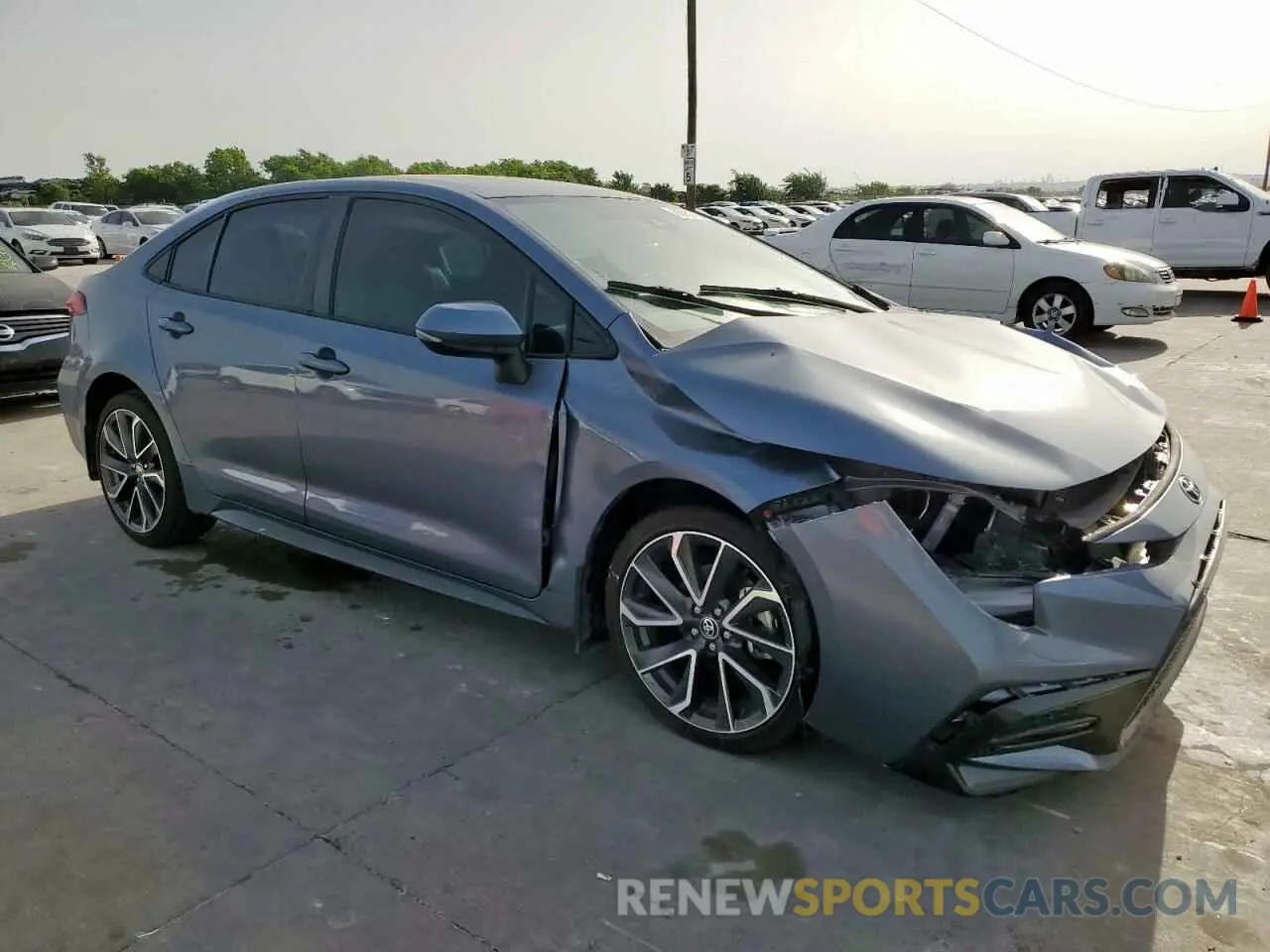 4 Photograph of a damaged car 5YFS4MCE1MP094106 TOYOTA COROLLA 2021