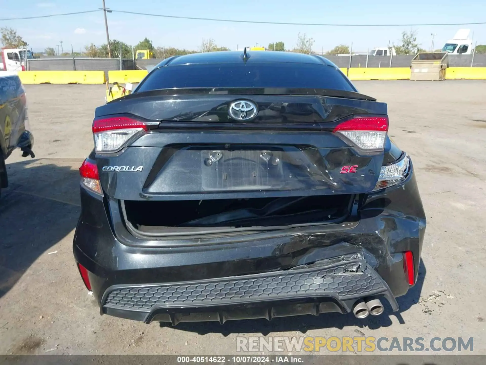 16 Photograph of a damaged car 5YFS4MCE1MP095983 TOYOTA COROLLA 2021