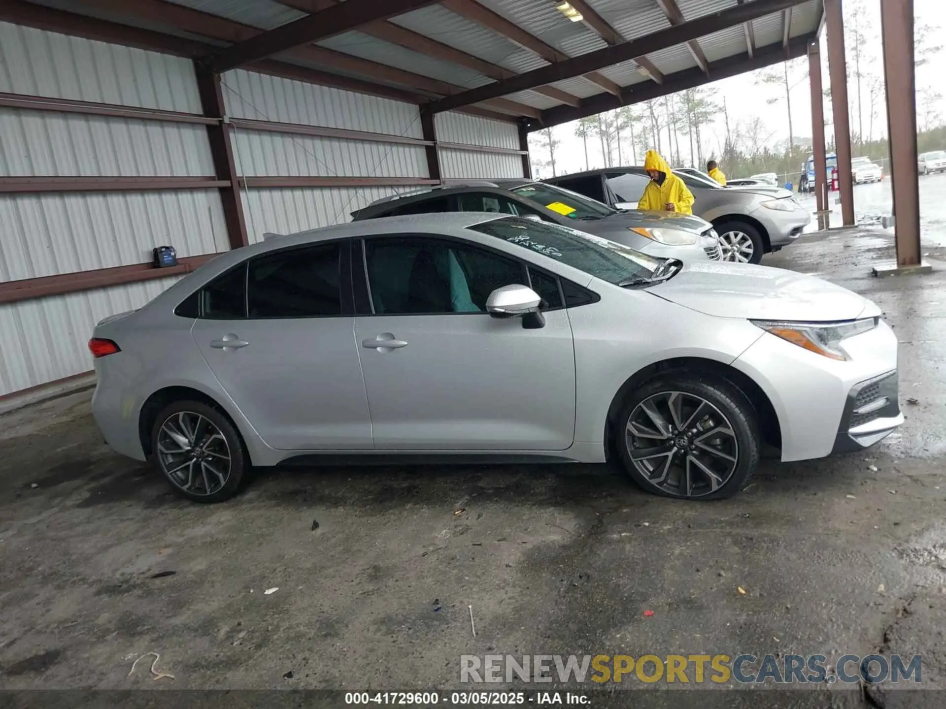 13 Photograph of a damaged car 5YFS4MCE2MP061597 TOYOTA COROLLA 2021
