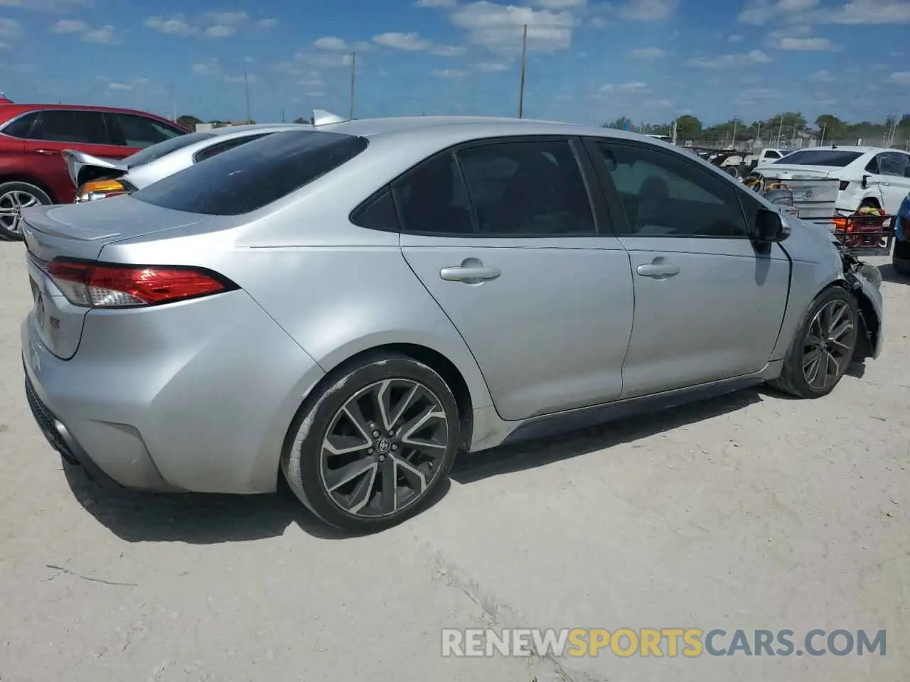 3 Photograph of a damaged car 5YFS4MCE2MP062510 TOYOTA COROLLA 2021