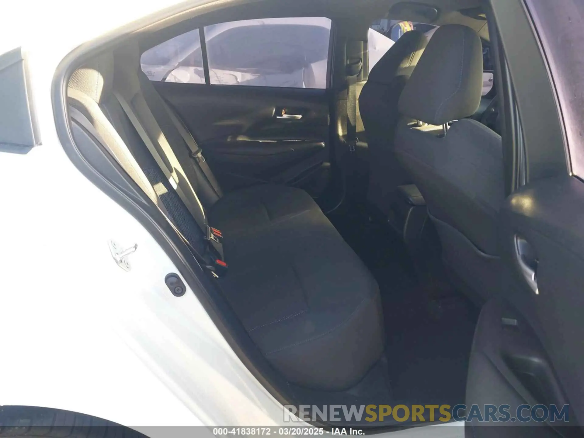 8 Photograph of a damaged car 5YFS4MCE2MP068307 TOYOTA COROLLA 2021