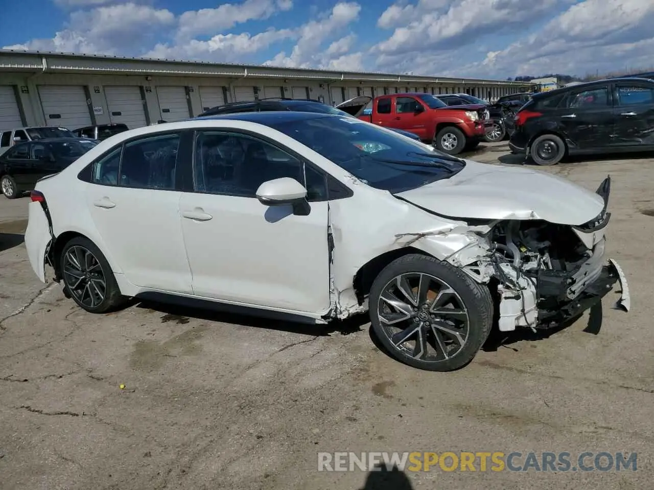 4 Photograph of a damaged car 5YFS4MCE2MP072261 TOYOTA COROLLA 2021