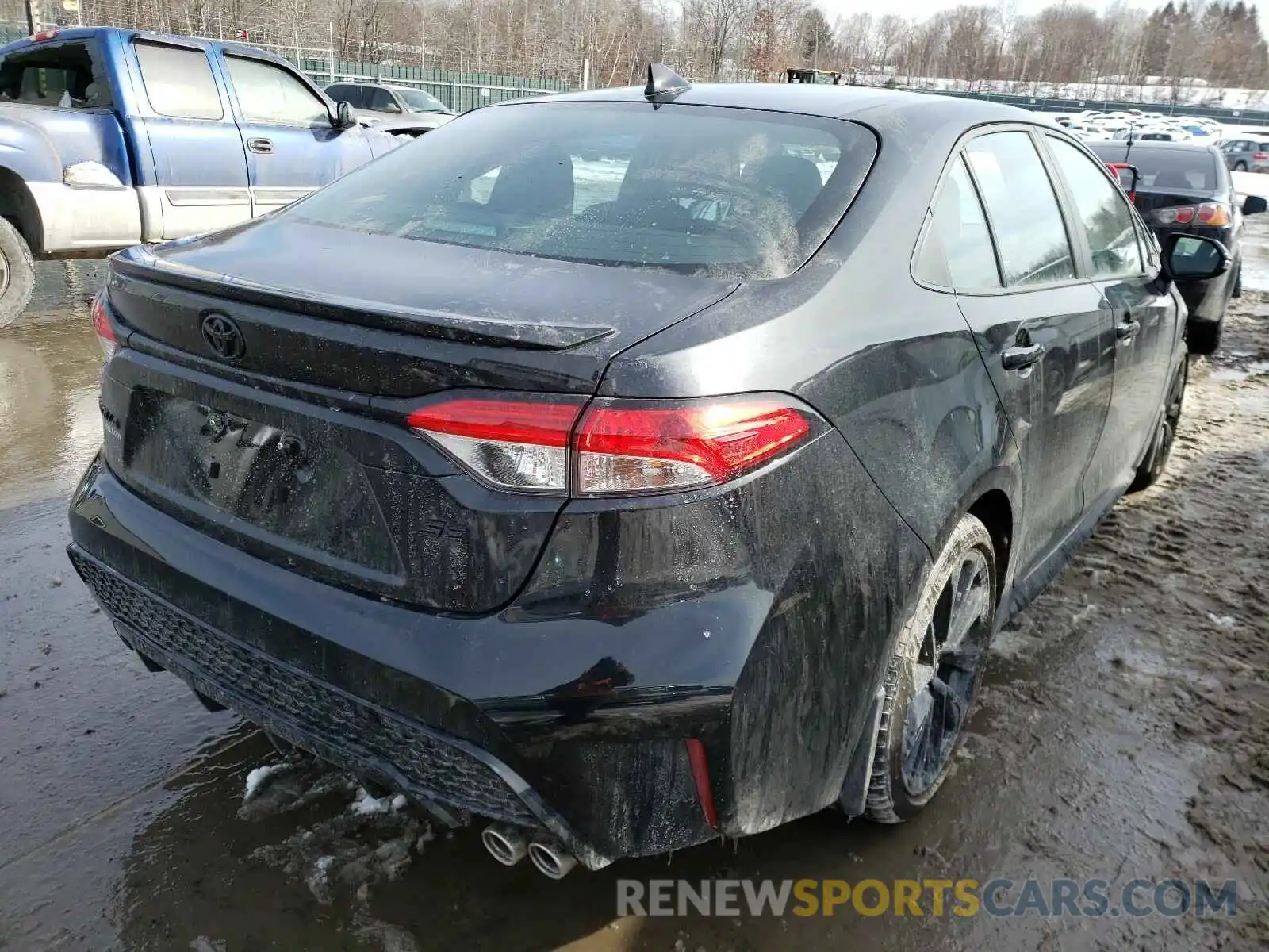 4 Photograph of a damaged car 5YFS4MCE2MP075726 TOYOTA COROLLA 2021