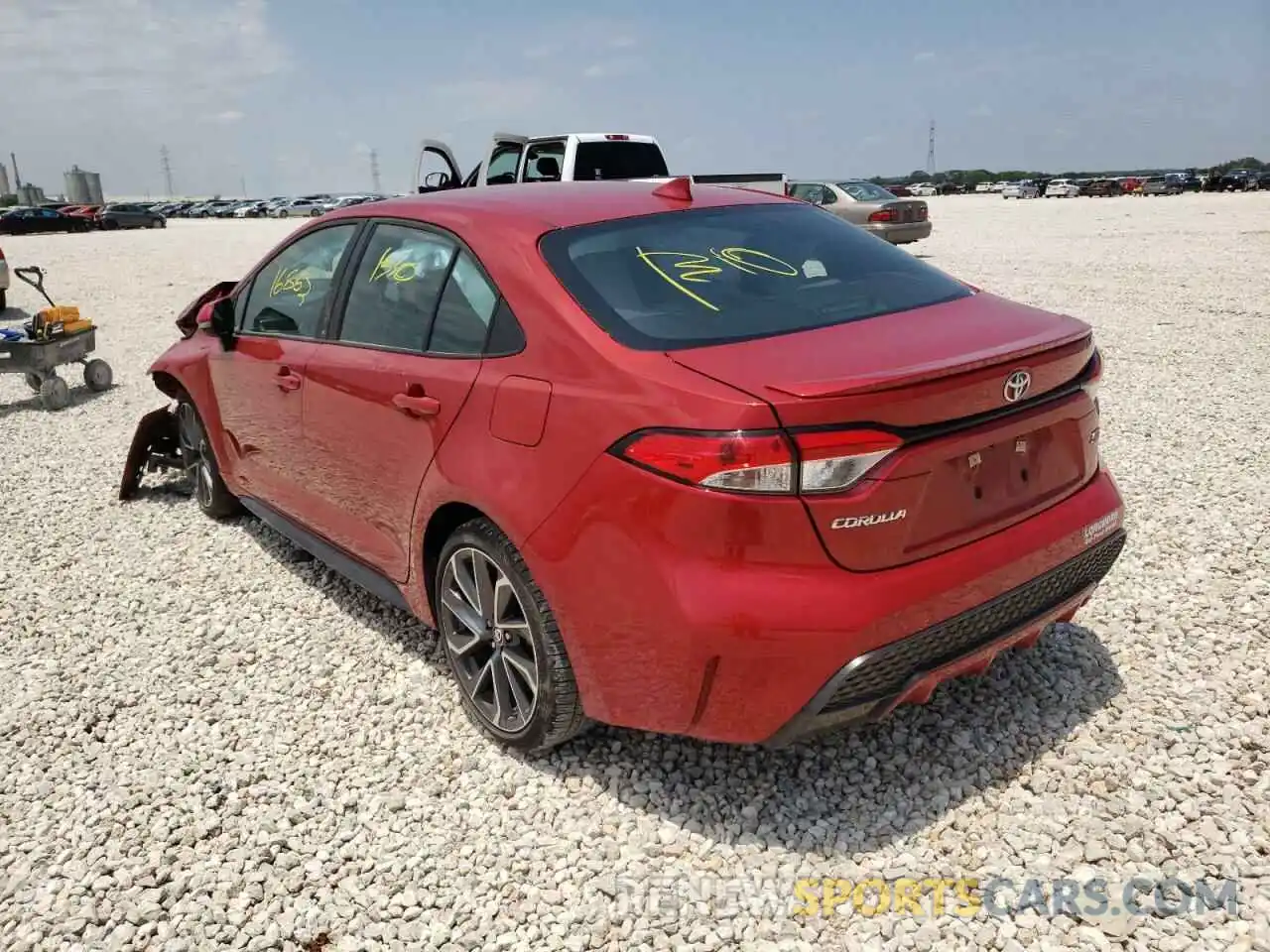 3 Photograph of a damaged car 5YFS4MCE2MP076178 TOYOTA COROLLA 2021