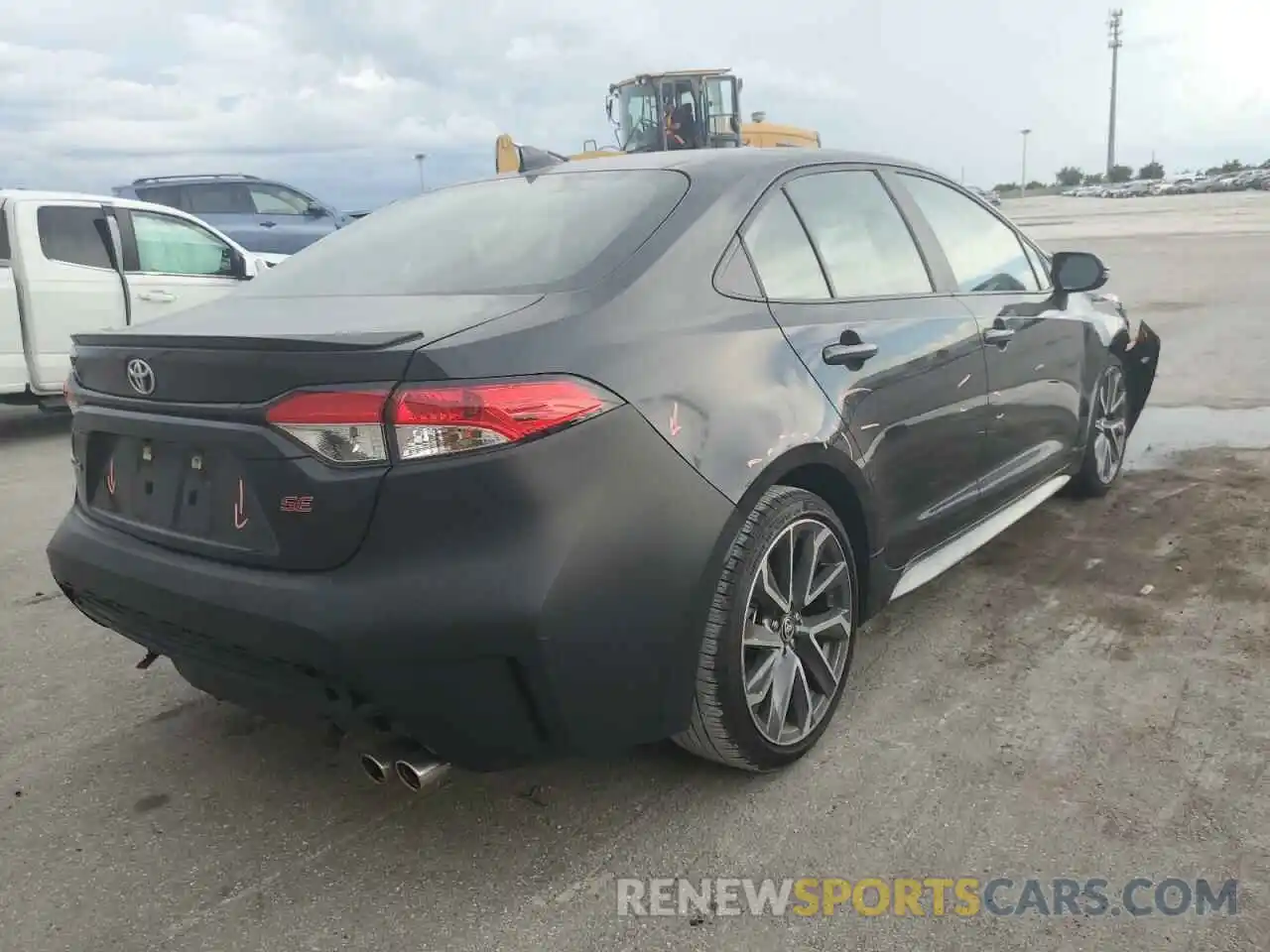 4 Photograph of a damaged car 5YFS4MCE2MP094440 TOYOTA COROLLA 2021