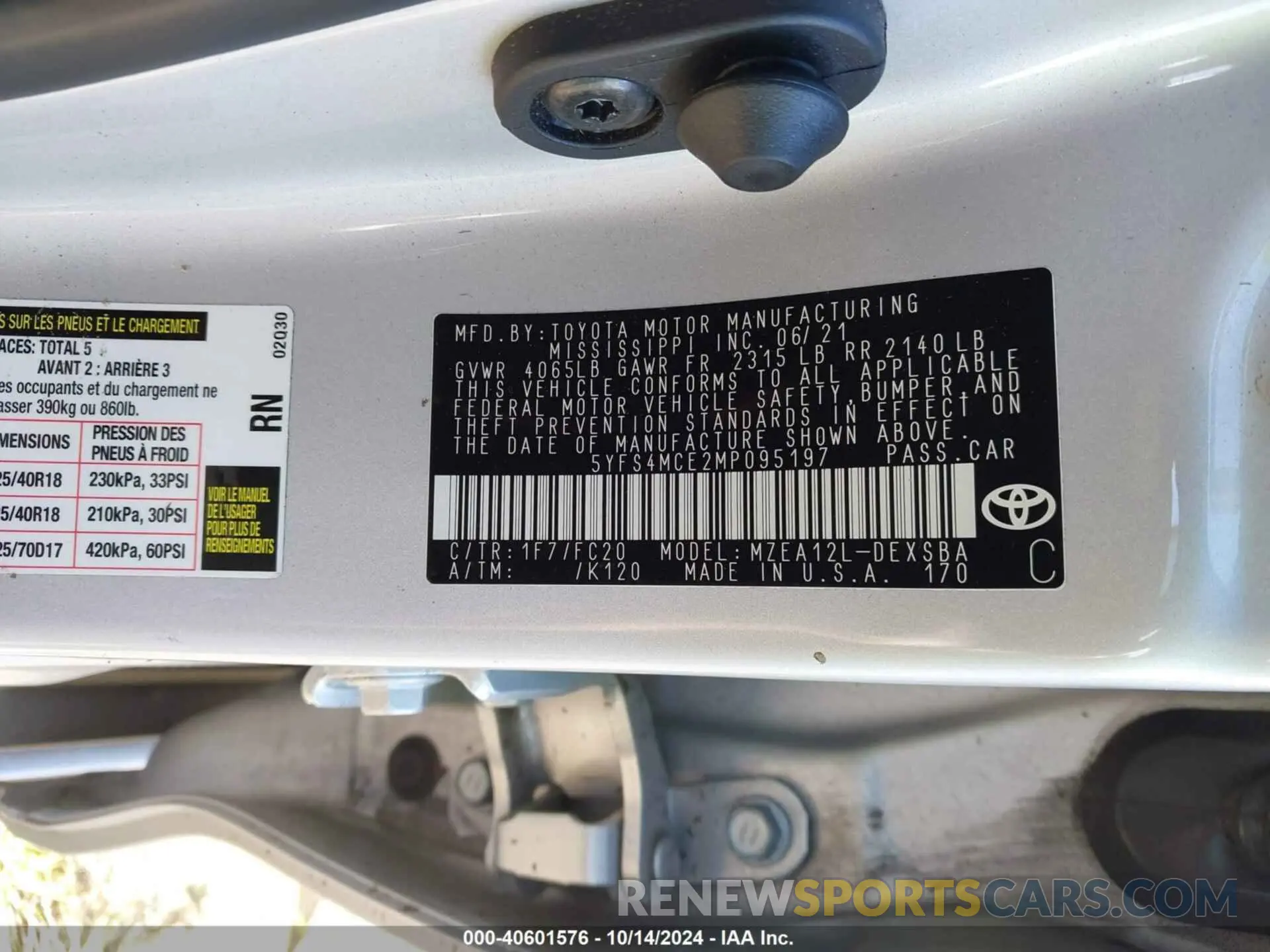 9 Photograph of a damaged car 5YFS4MCE2MP095197 TOYOTA COROLLA 2021