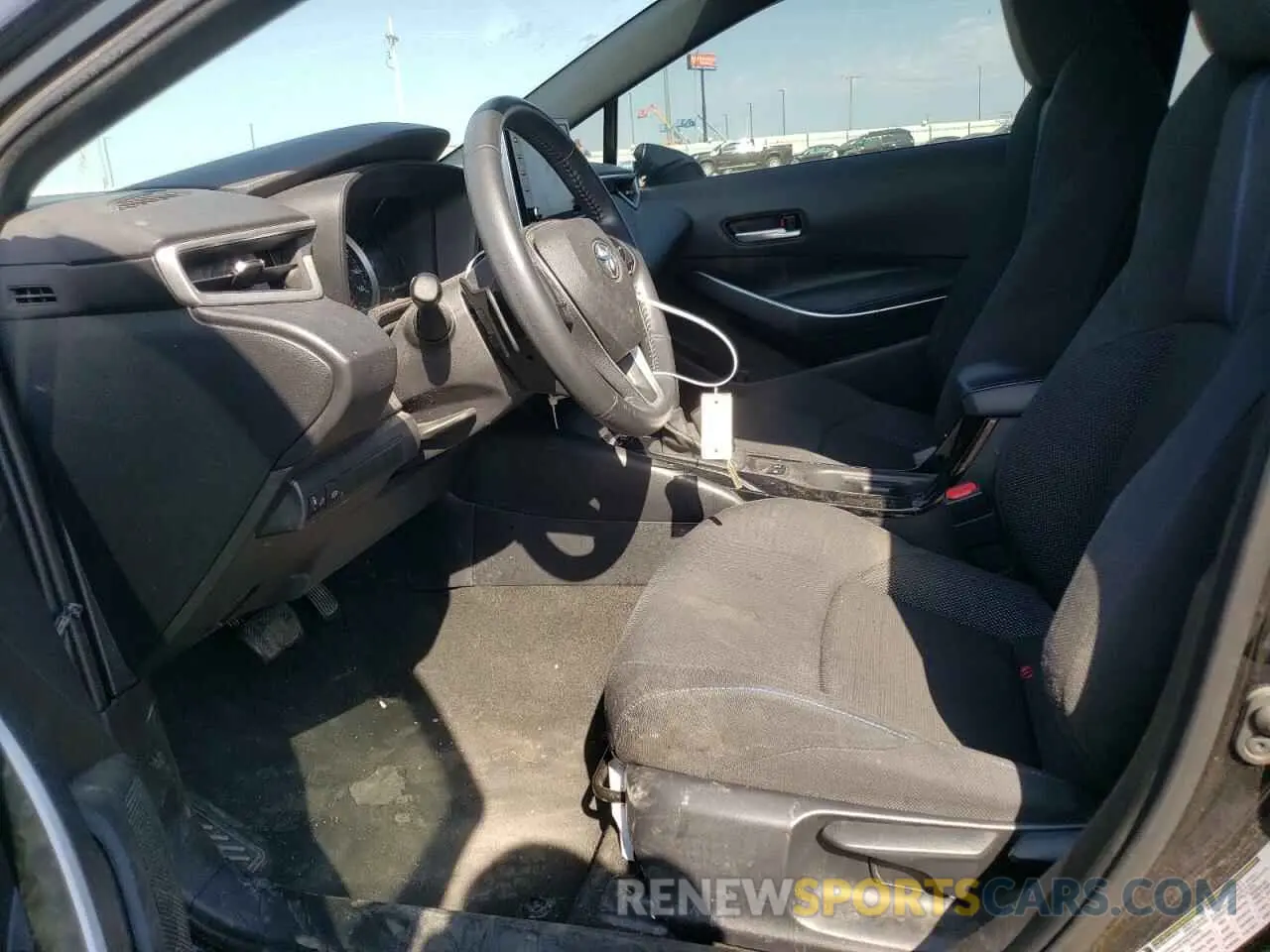7 Photograph of a damaged car 5YFS4MCE3MP066467 TOYOTA COROLLA 2021