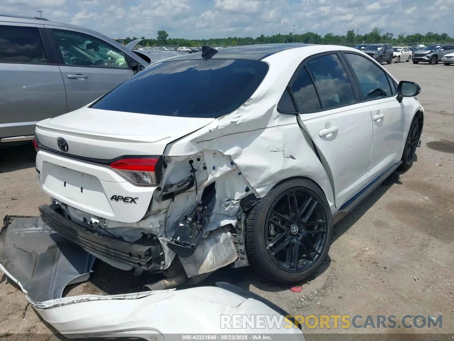 4 Photograph of a damaged car 5YFS4MCE3MP068963 TOYOTA COROLLA 2021