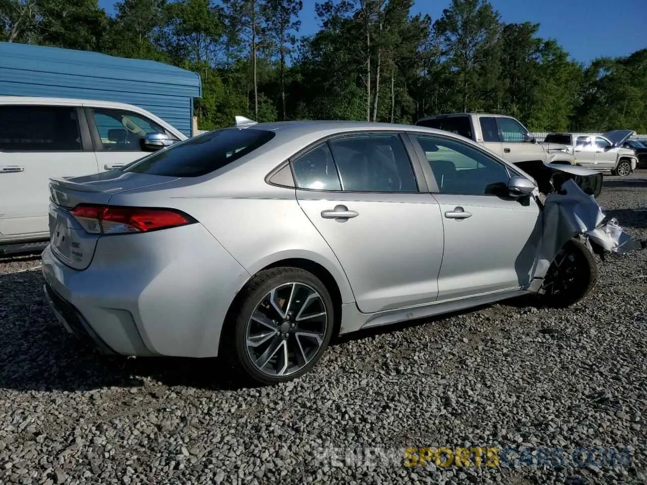 3 Photograph of a damaged car 5YFS4MCE3MP090266 TOYOTA COROLLA 2021