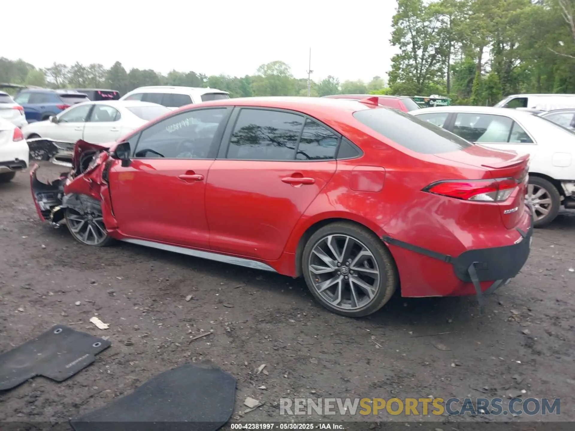 14 Photograph of a damaged car 5YFS4MCE3MP096911 TOYOTA COROLLA 2021