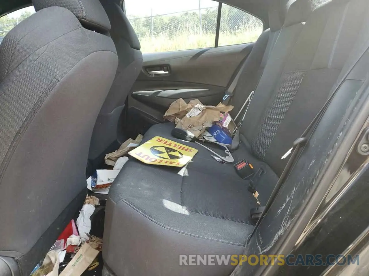 10 Photograph of a damaged car 5YFS4MCE4MP073203 TOYOTA COROLLA 2021