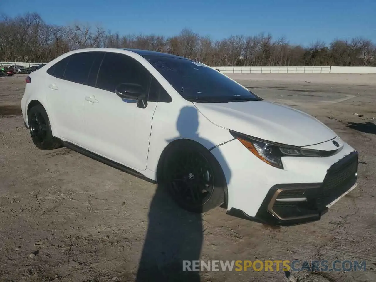 4 Photograph of a damaged car 5YFS4MCE4MP076828 TOYOTA COROLLA 2021