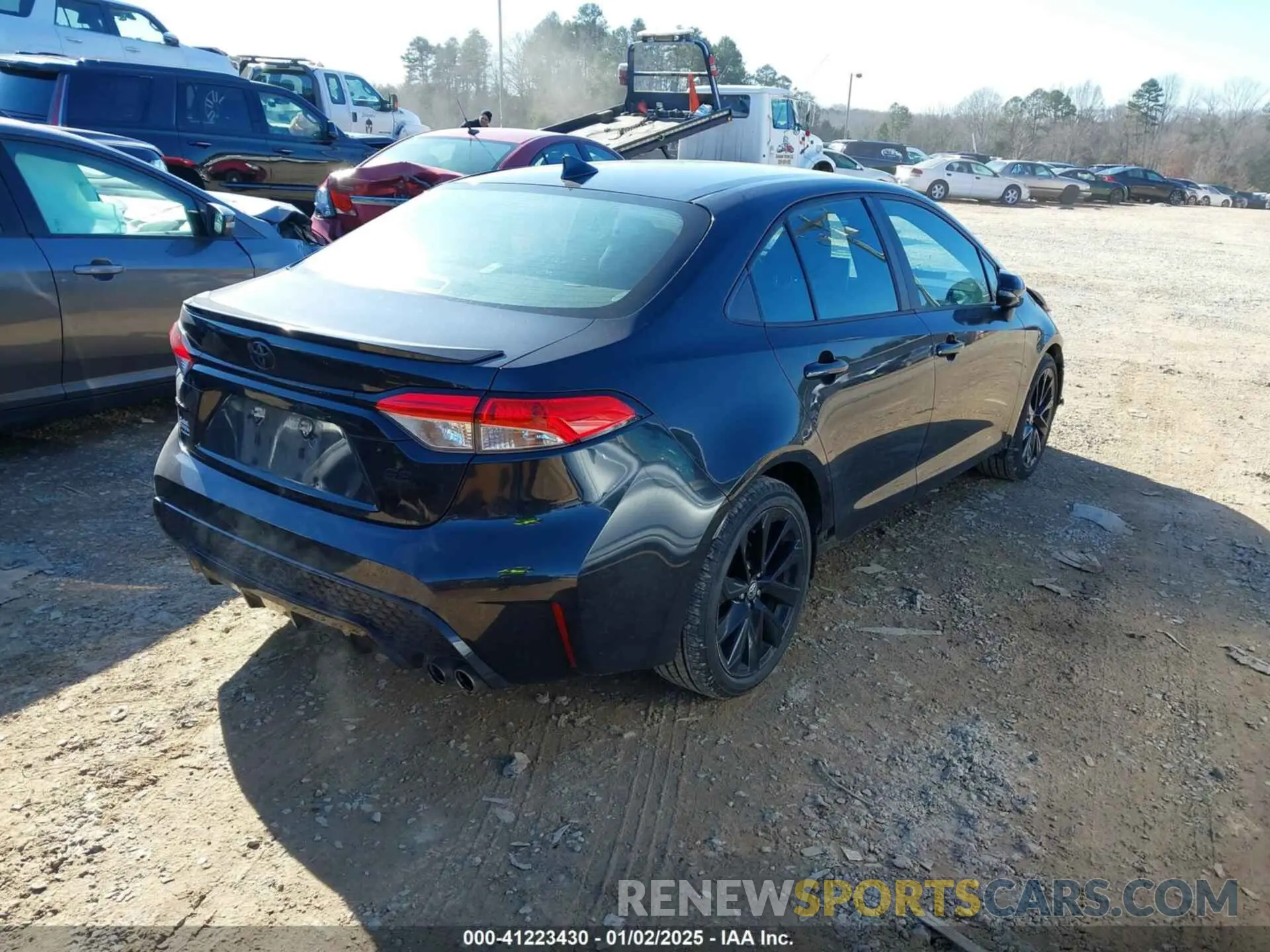4 Photograph of a damaged car 5YFS4MCE5MP060850 TOYOTA COROLLA 2021