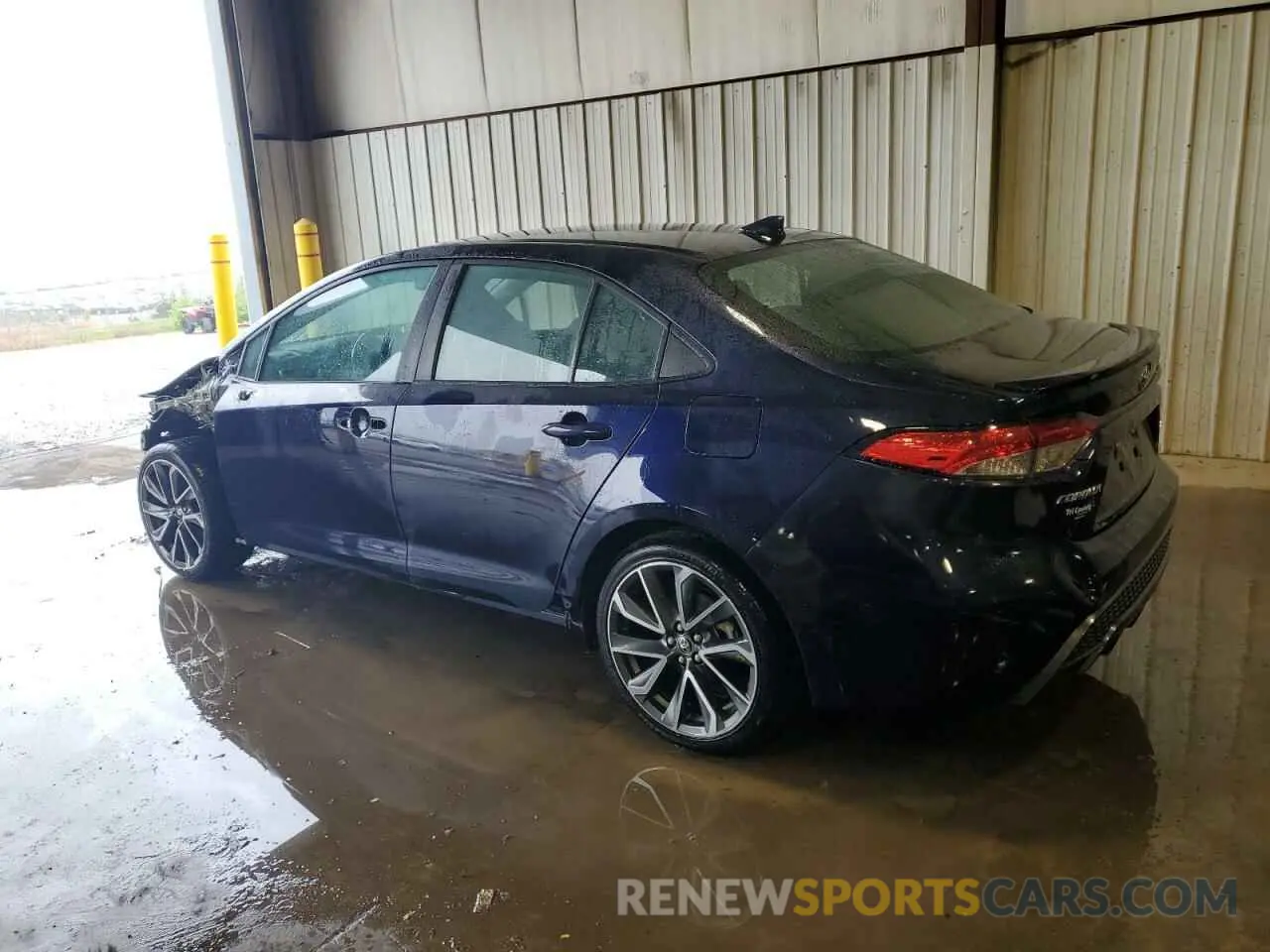 2 Photograph of a damaged car 5YFS4MCE5MP067068 TOYOTA COROLLA 2021