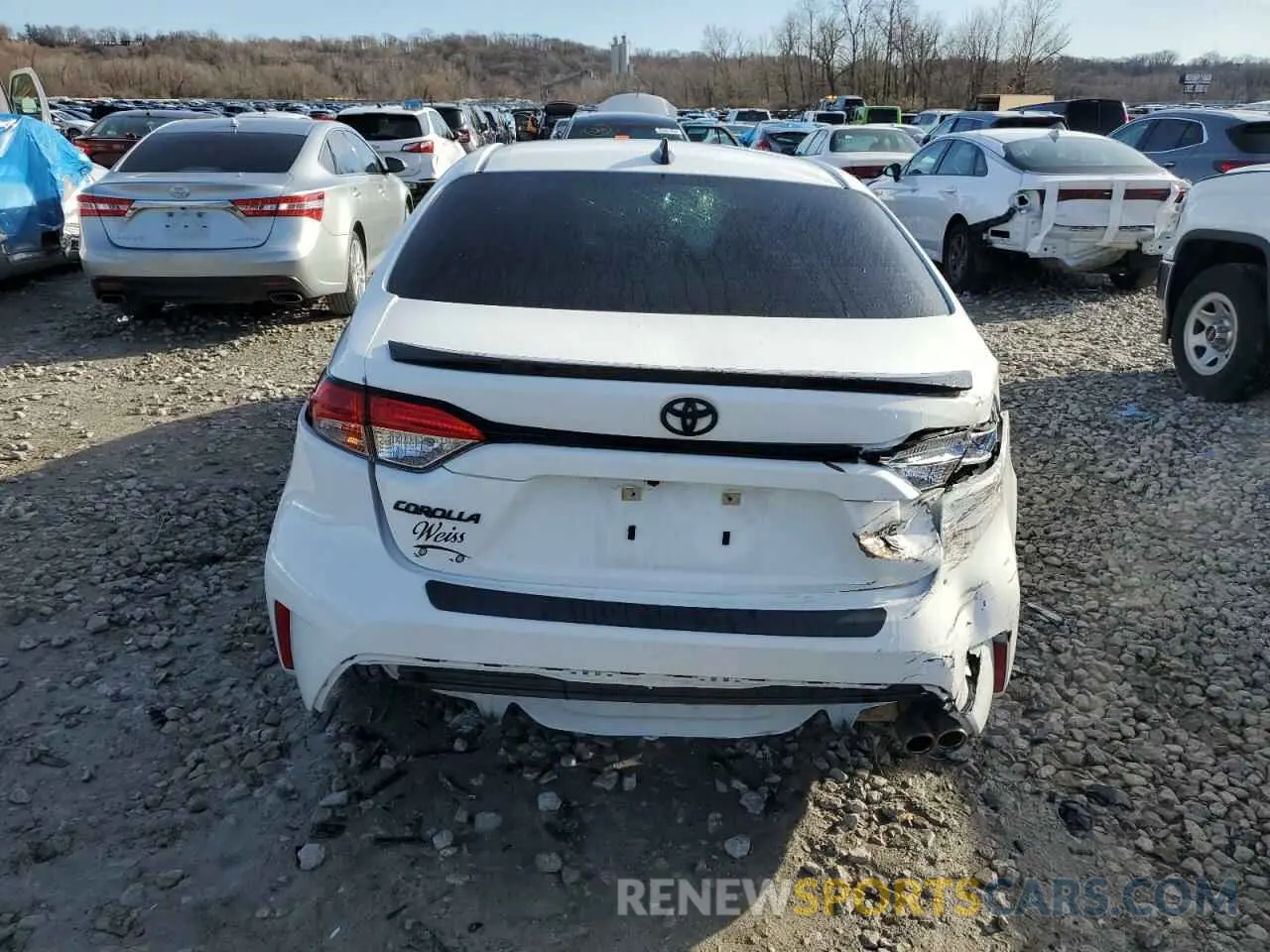 6 Photograph of a damaged car 5YFS4MCE5MP073064 TOYOTA COROLLA 2021