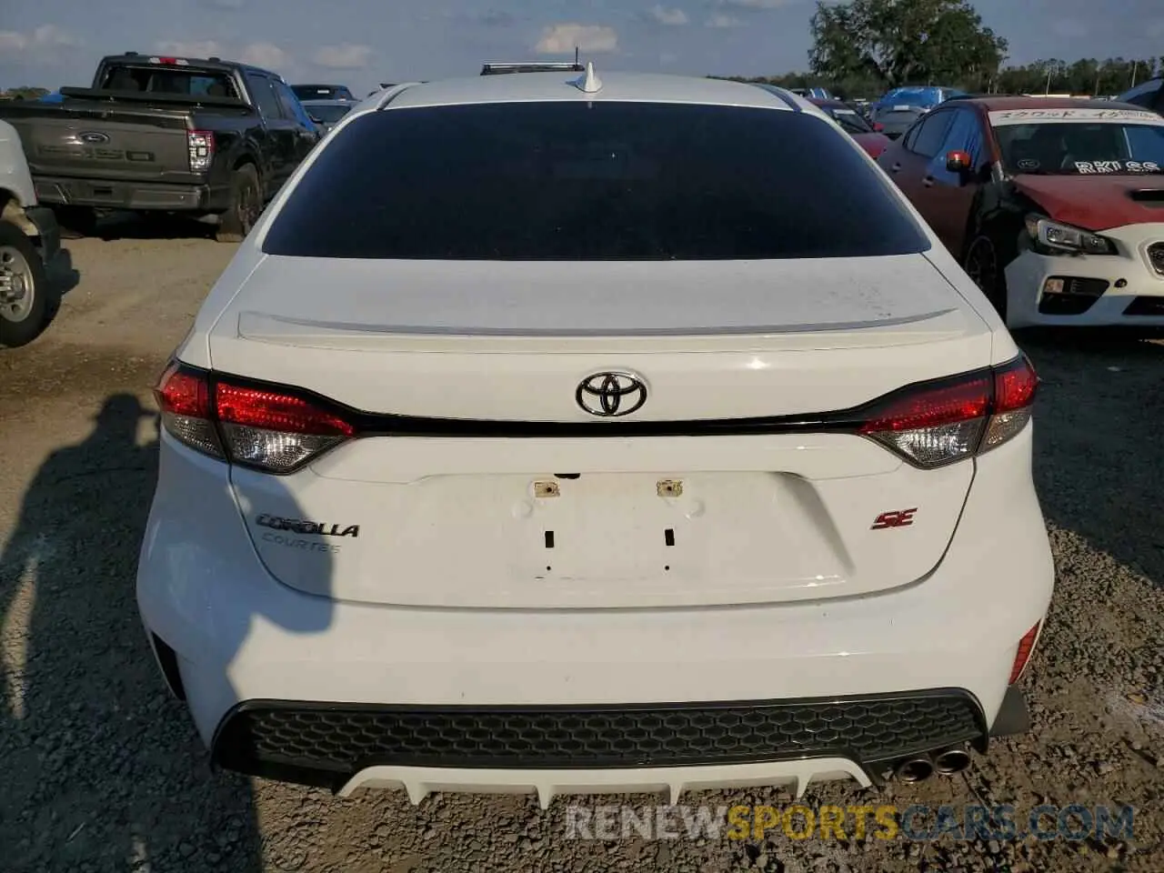6 Photograph of a damaged car 5YFS4MCE5MP076935 TOYOTA COROLLA 2021