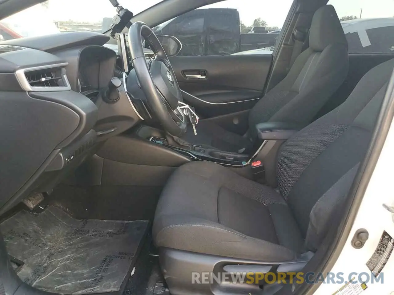 7 Photograph of a damaged car 5YFS4MCE5MP076935 TOYOTA COROLLA 2021