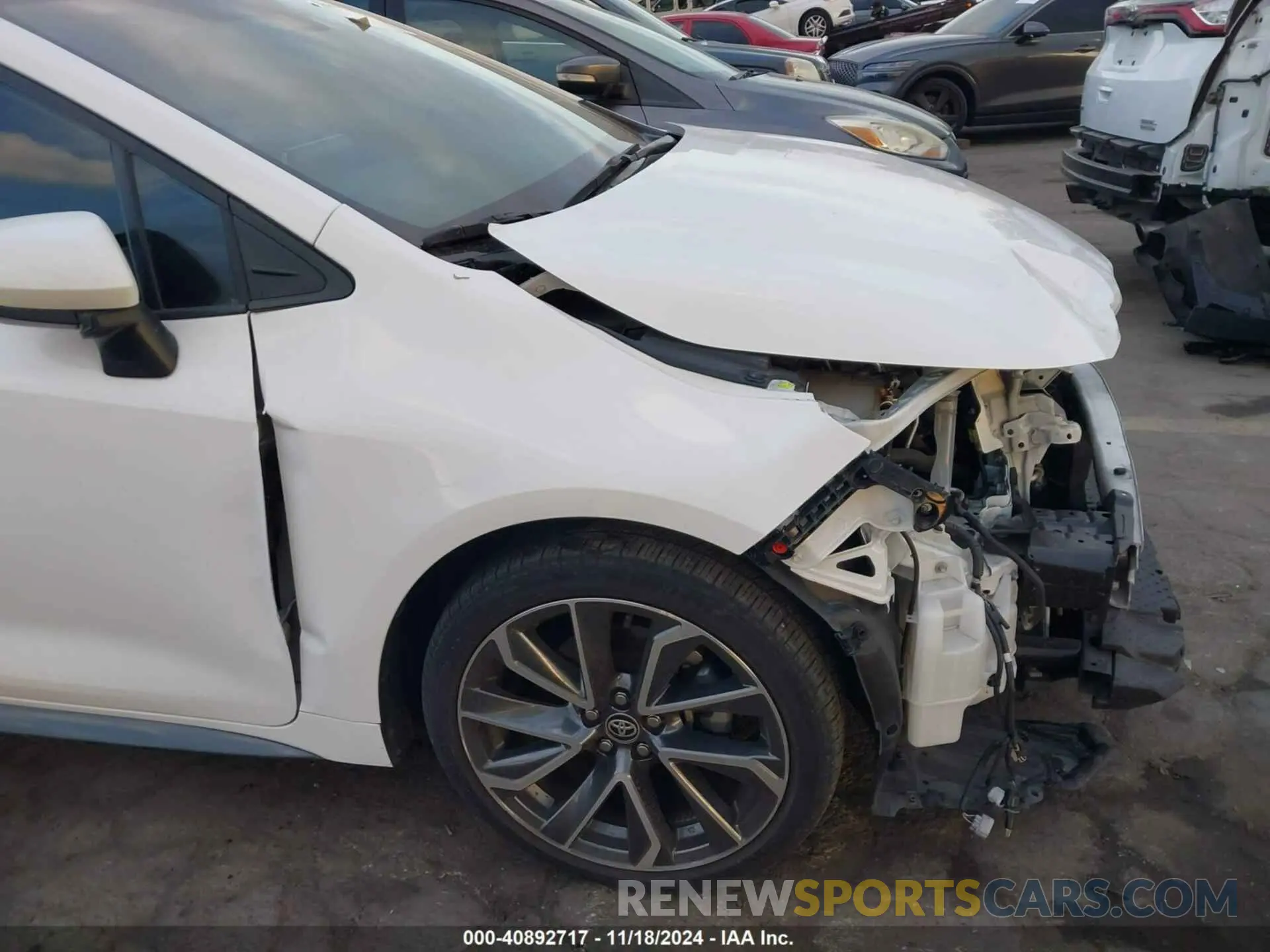 18 Photograph of a damaged car 5YFS4MCE5MP077048 TOYOTA COROLLA 2021
