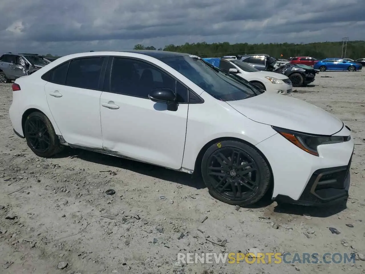 4 Photograph of a damaged car 5YFS4MCE5MP080192 TOYOTA COROLLA 2021
