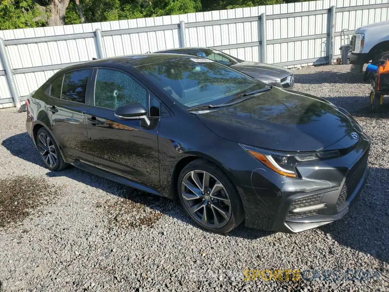 4 Photograph of a damaged car 5YFS4MCE5MP086512 TOYOTA COROLLA 2021