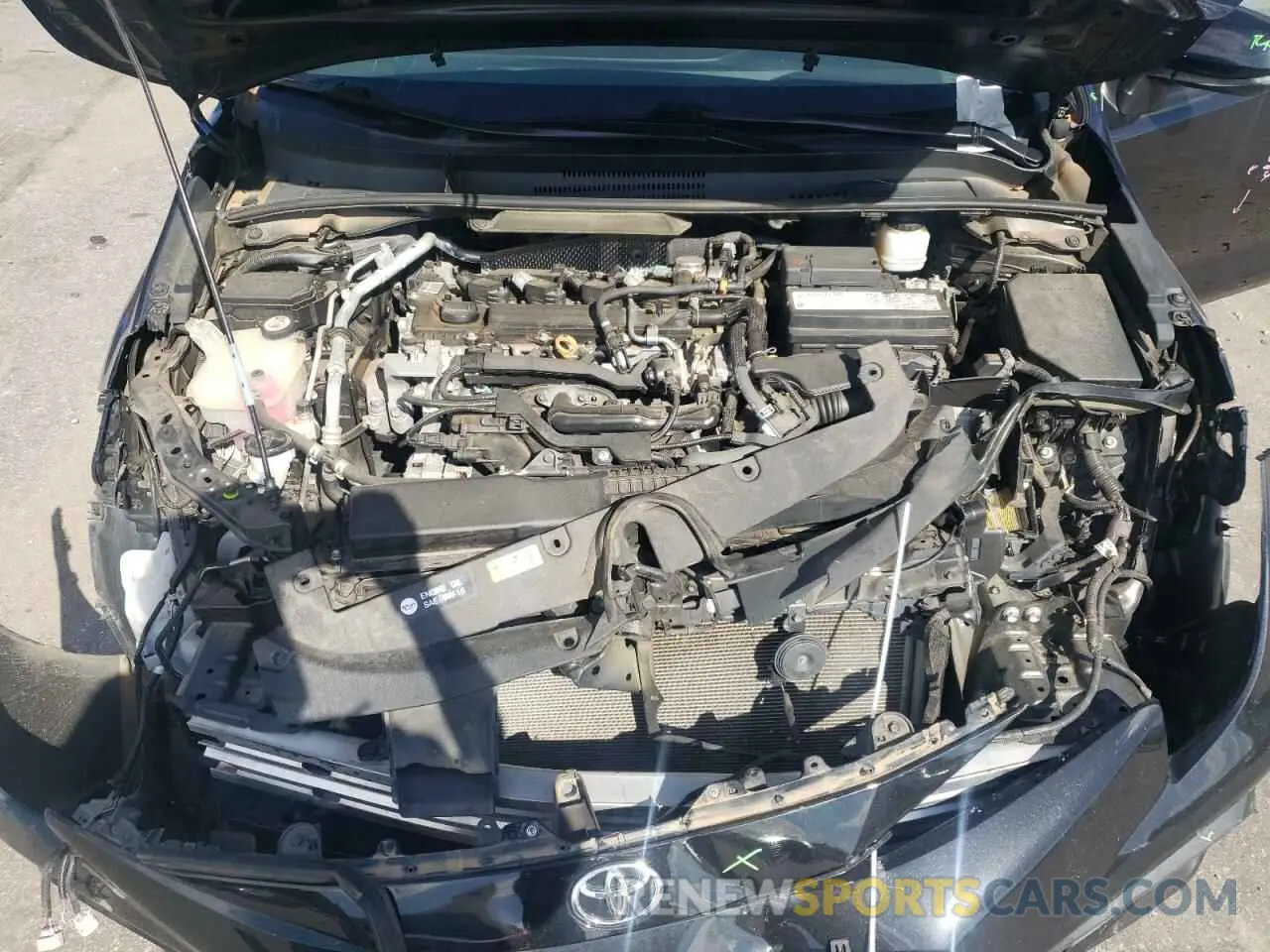 11 Photograph of a damaged car 5YFS4MCE6MP058007 TOYOTA COROLLA 2021