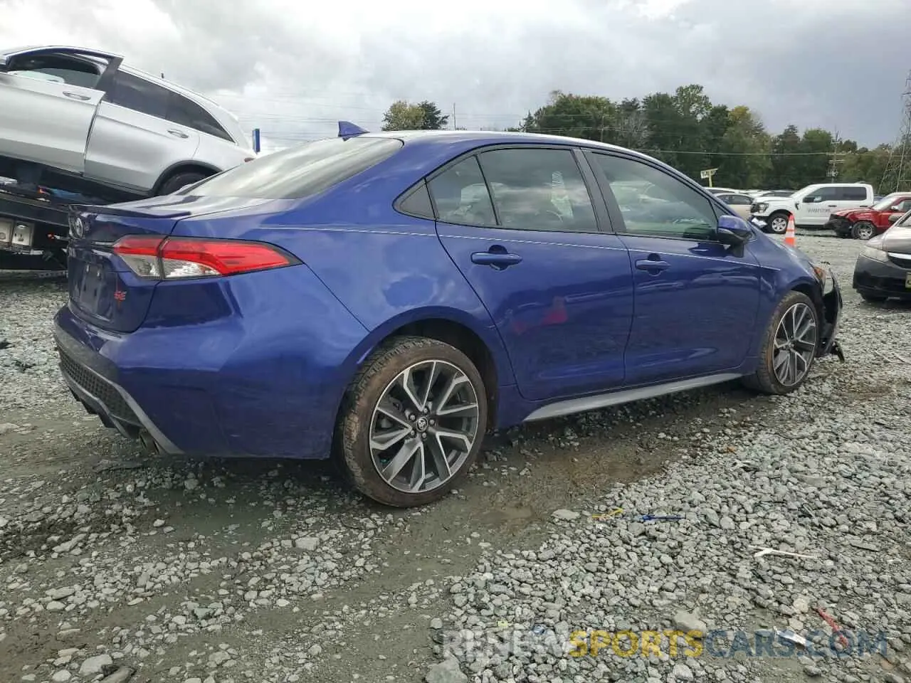 3 Photograph of a damaged car 5YFS4MCE6MP062123 TOYOTA COROLLA 2021