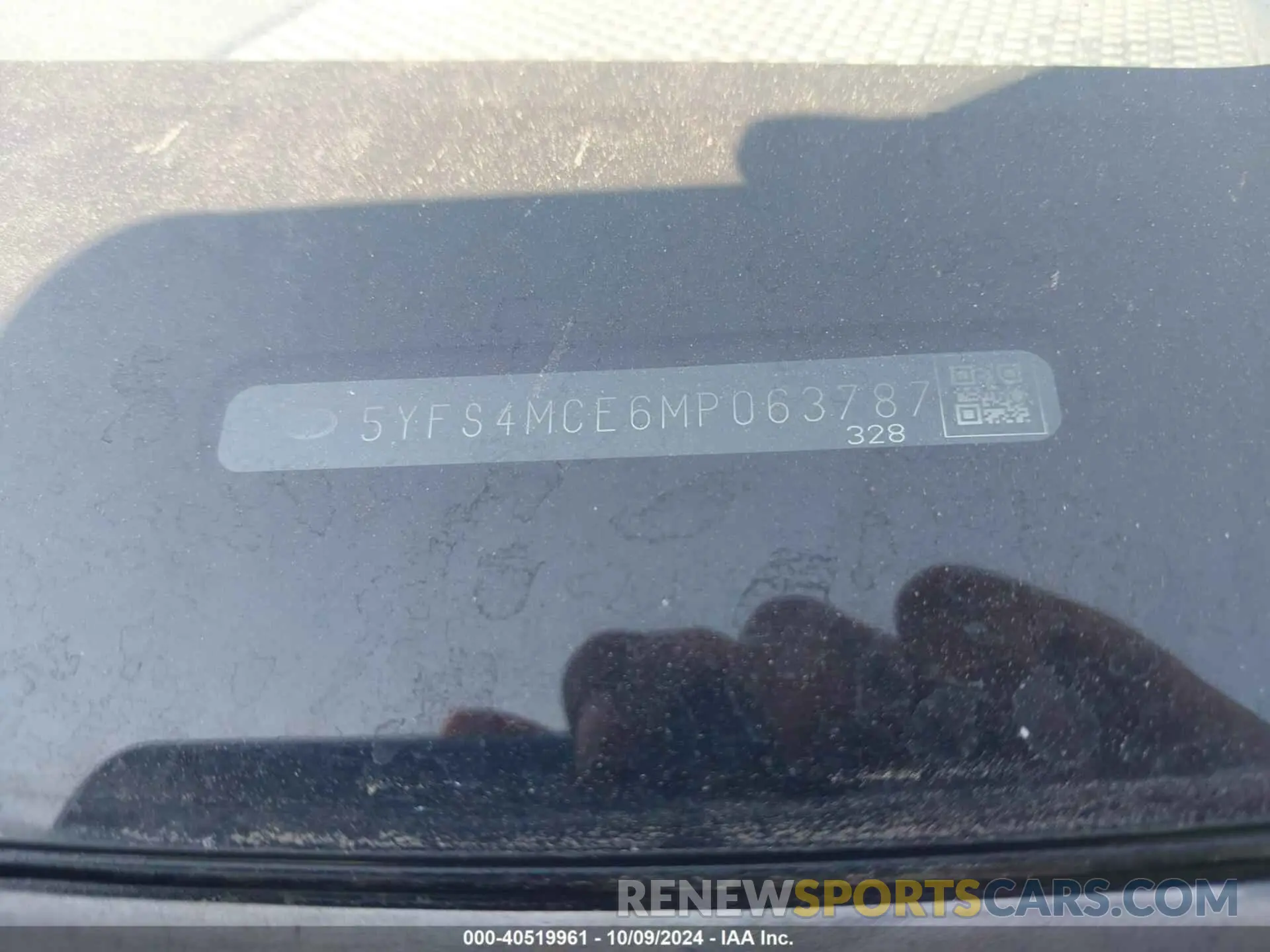 9 Photograph of a damaged car 5YFS4MCE6MP063787 TOYOTA COROLLA 2021