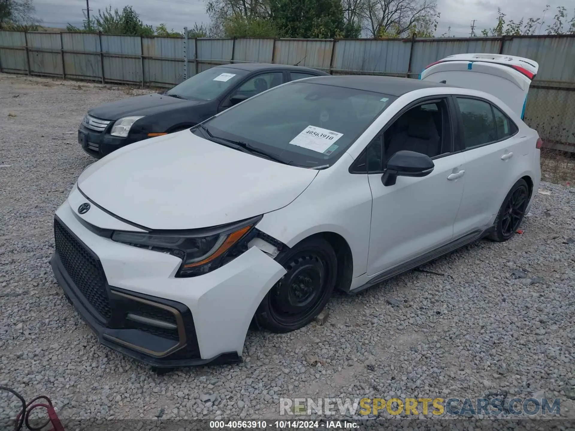 2 Photograph of a damaged car 5YFS4MCE6MP068603 TOYOTA COROLLA 2021