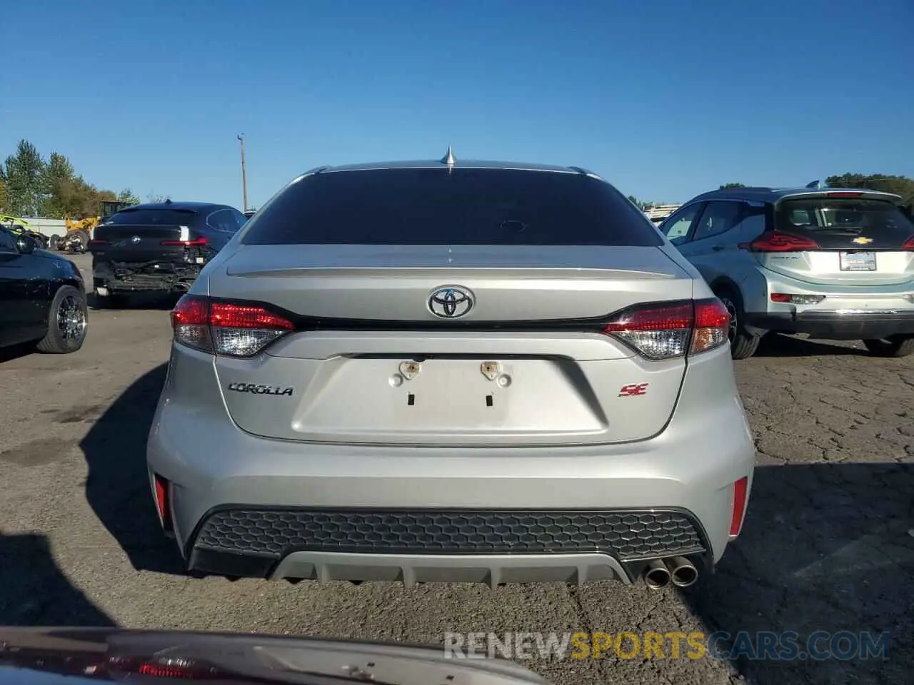 6 Photograph of a damaged car 5YFS4MCE6MP073395 TOYOTA COROLLA 2021