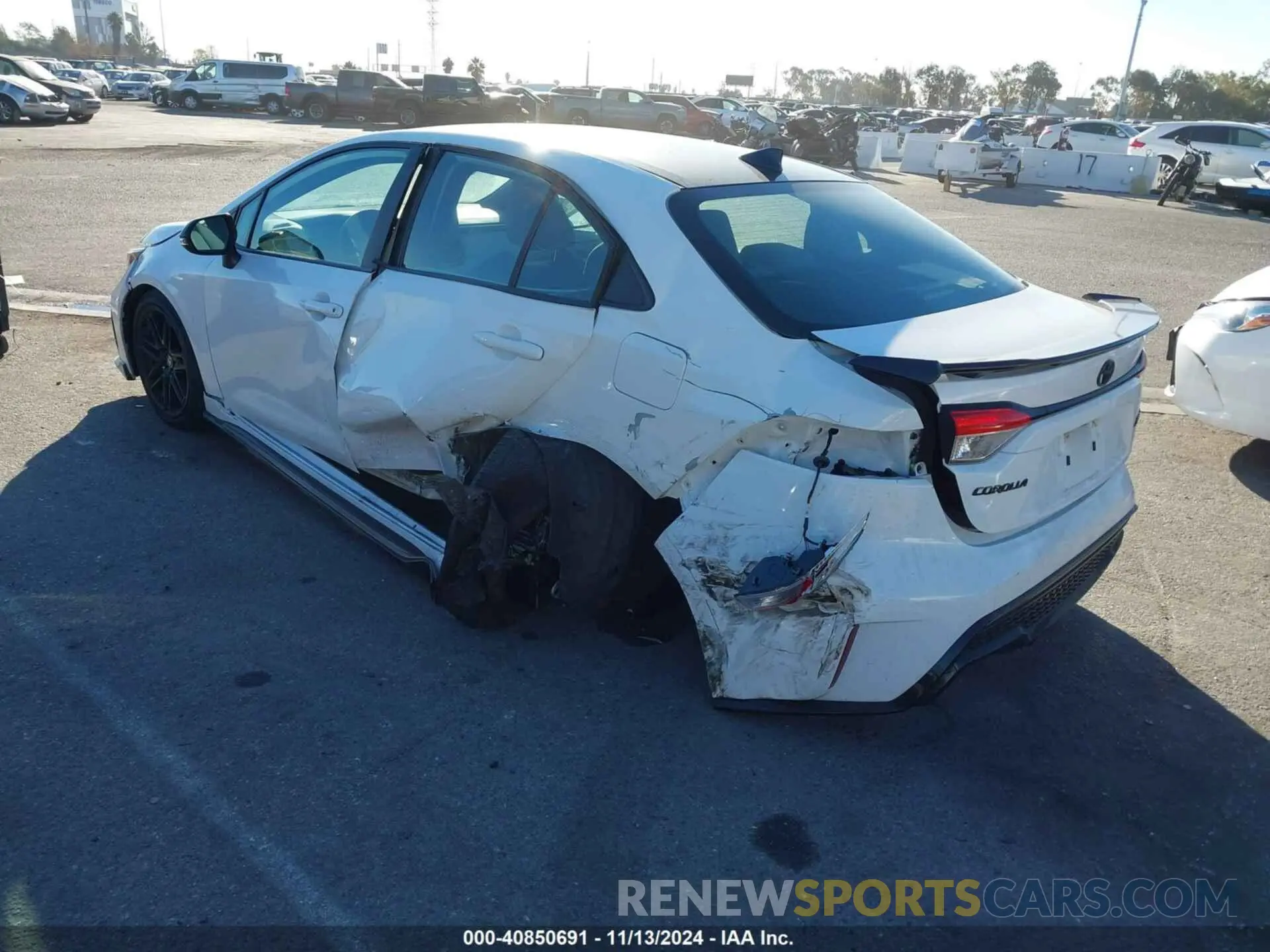3 Photograph of a damaged car 5YFS4MCE6MP078032 TOYOTA COROLLA 2021