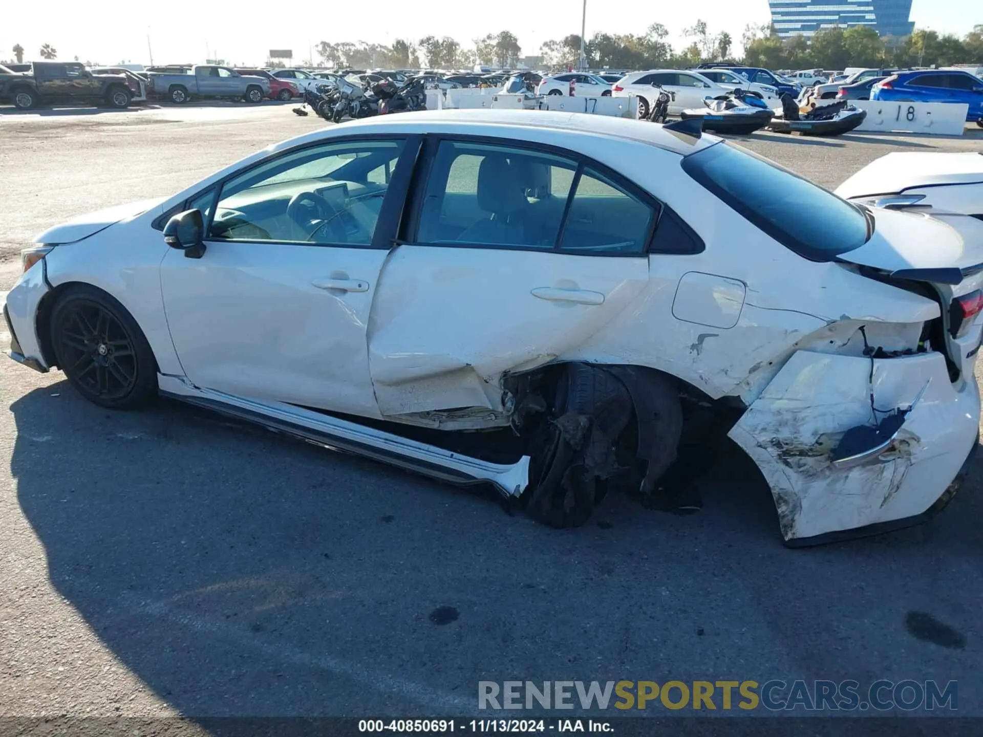 6 Photograph of a damaged car 5YFS4MCE6MP078032 TOYOTA COROLLA 2021