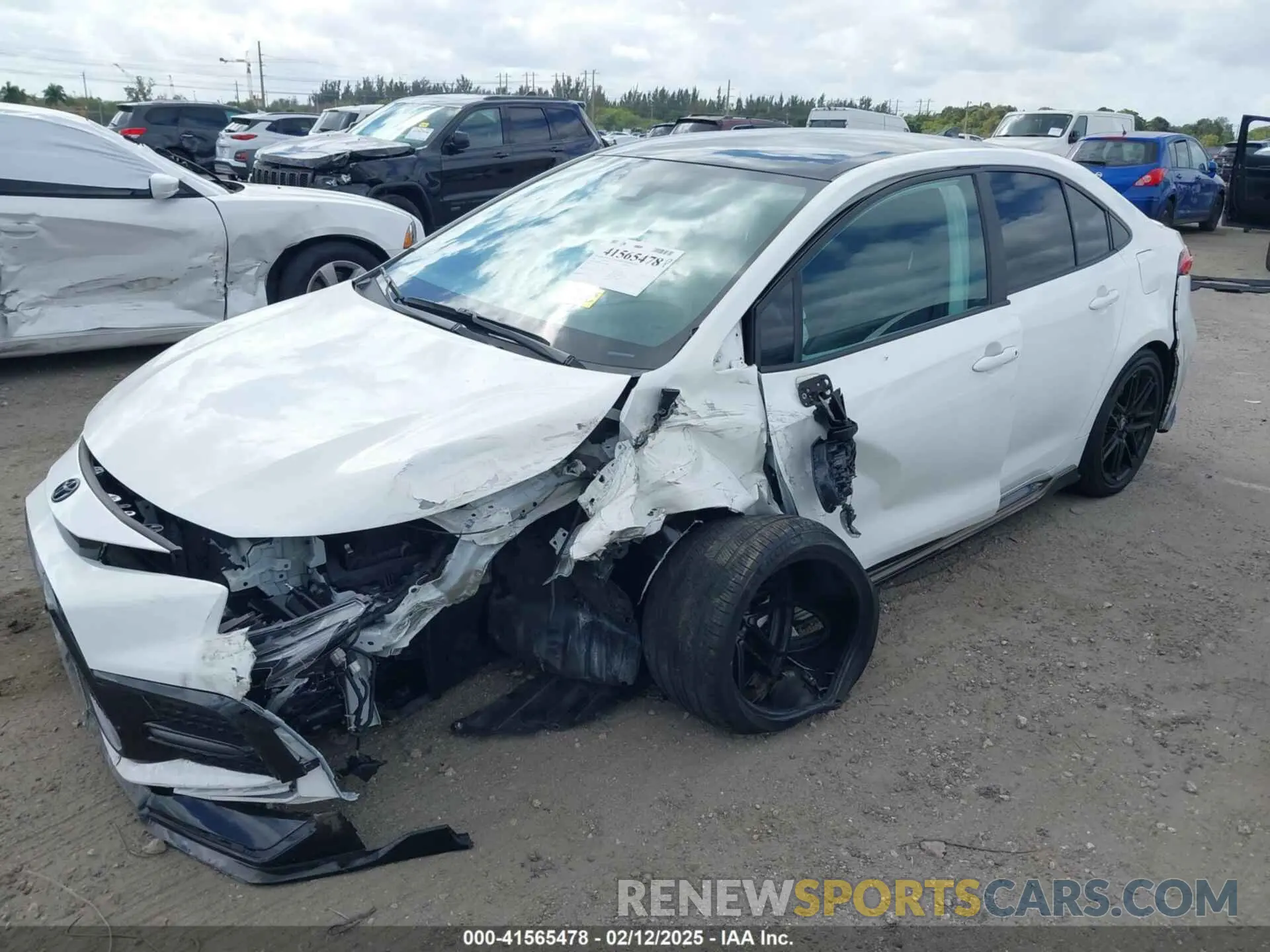 2 Photograph of a damaged car 5YFS4MCE6MP080606 TOYOTA COROLLA 2021