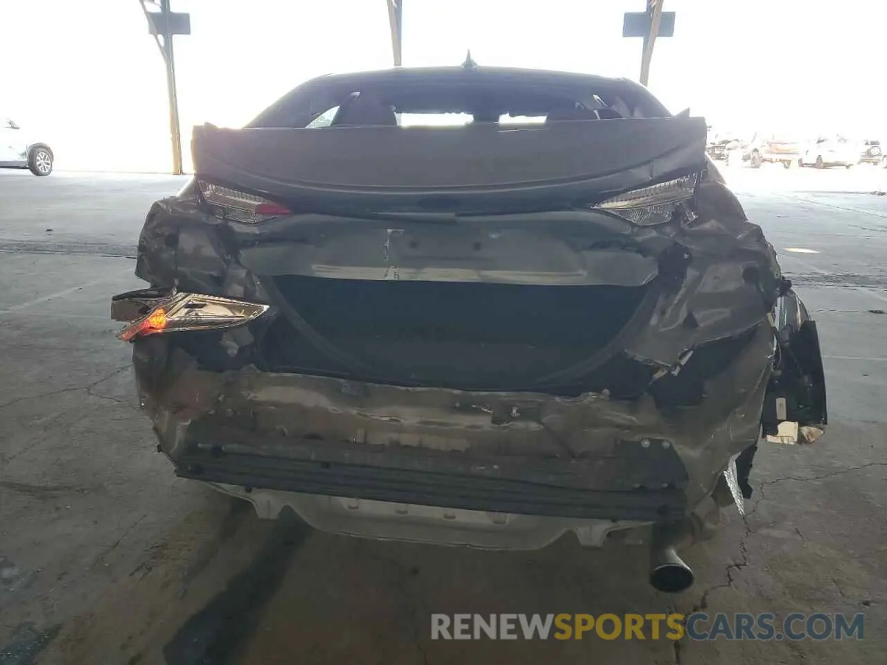 6 Photograph of a damaged car 5YFS4MCE6MP085921 TOYOTA COROLLA 2021