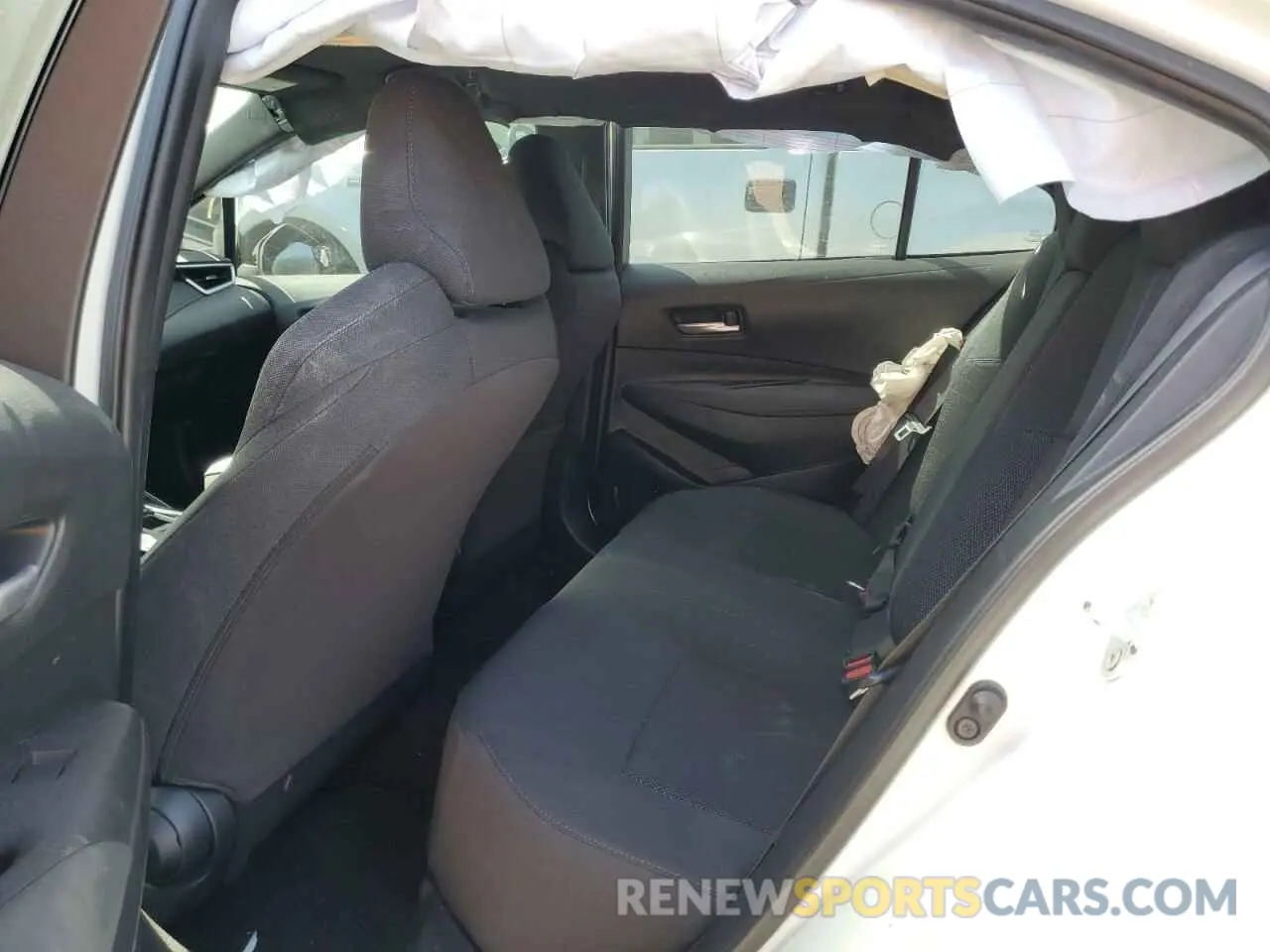 10 Photograph of a damaged car 5YFS4MCE6MP093520 TOYOTA COROLLA 2021