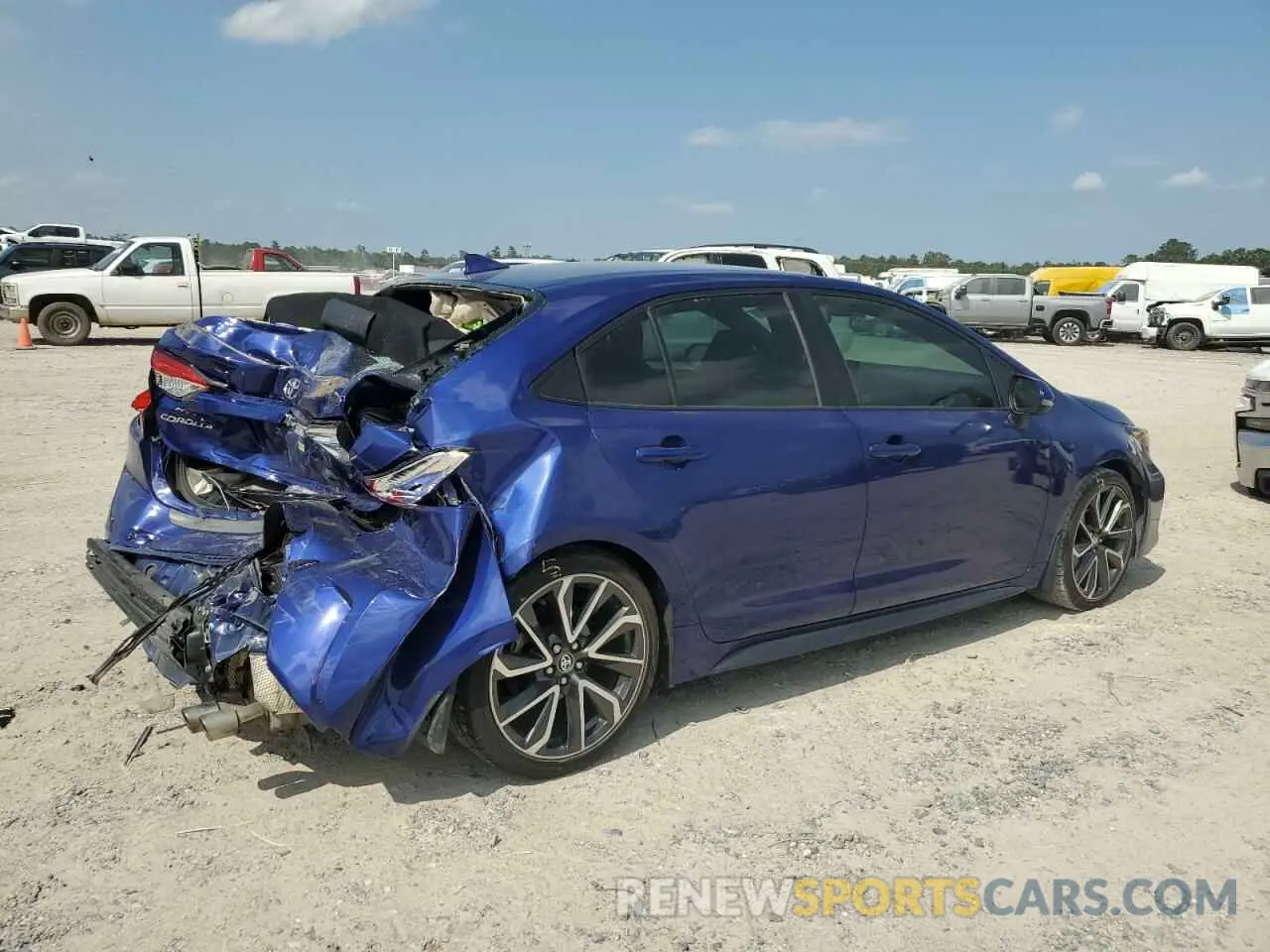 3 Photograph of a damaged car 5YFS4MCE6MP093596 TOYOTA COROLLA 2021