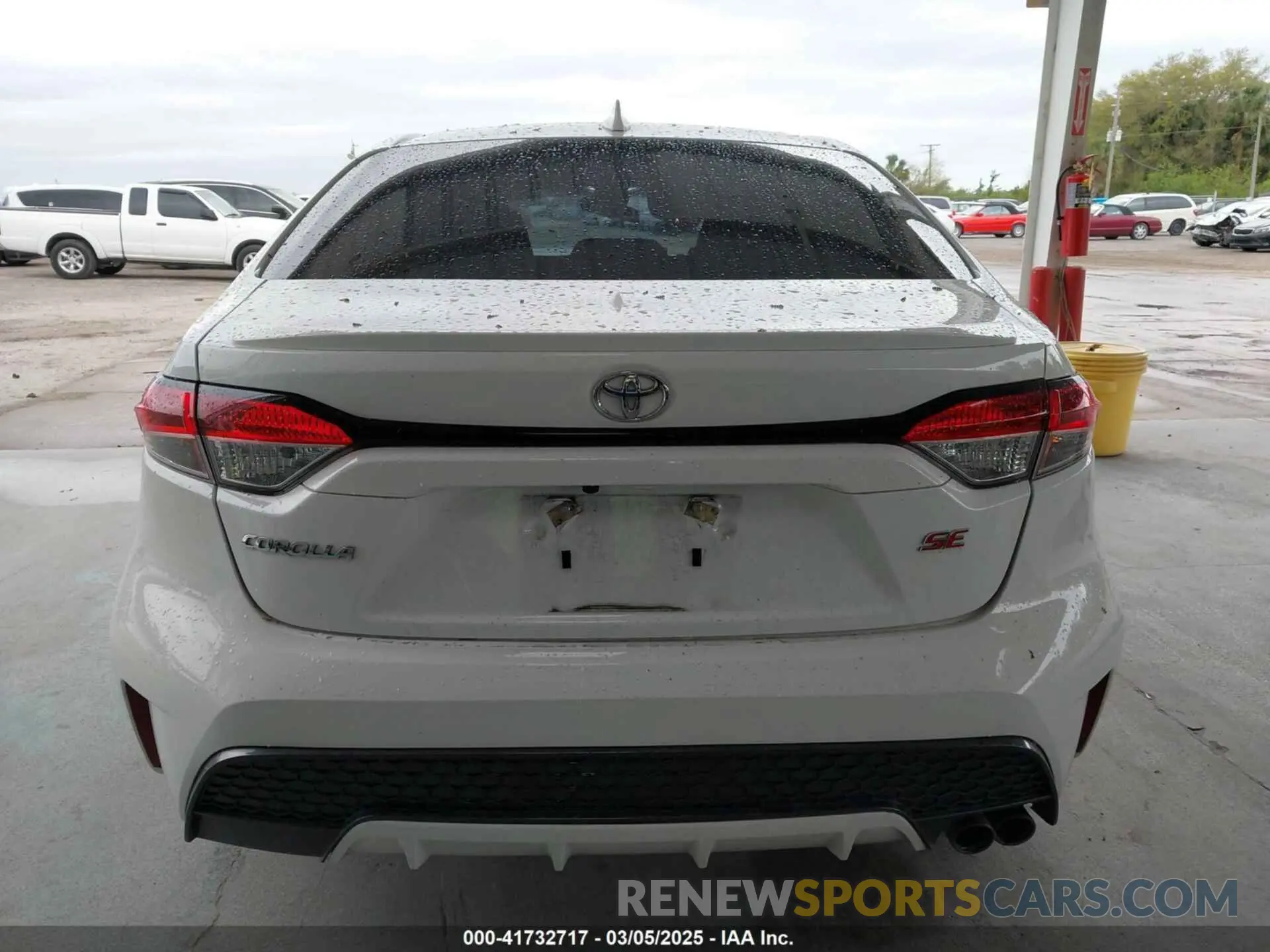 16 Photograph of a damaged car 5YFS4MCE7MP059926 TOYOTA COROLLA 2021