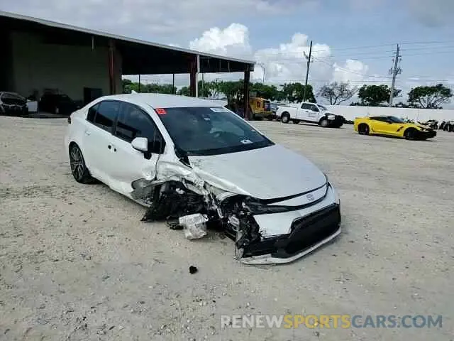 13 Photograph of a damaged car 5YFS4MCE7MP063846 TOYOTA COROLLA 2021