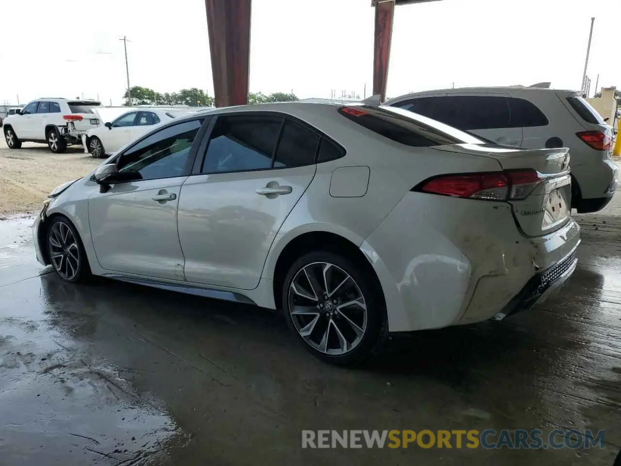 2 Photograph of a damaged car 5YFS4MCE7MP063846 TOYOTA COROLLA 2021