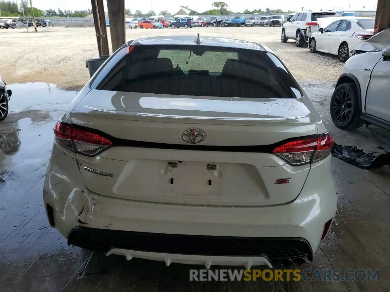 6 Photograph of a damaged car 5YFS4MCE7MP063846 TOYOTA COROLLA 2021