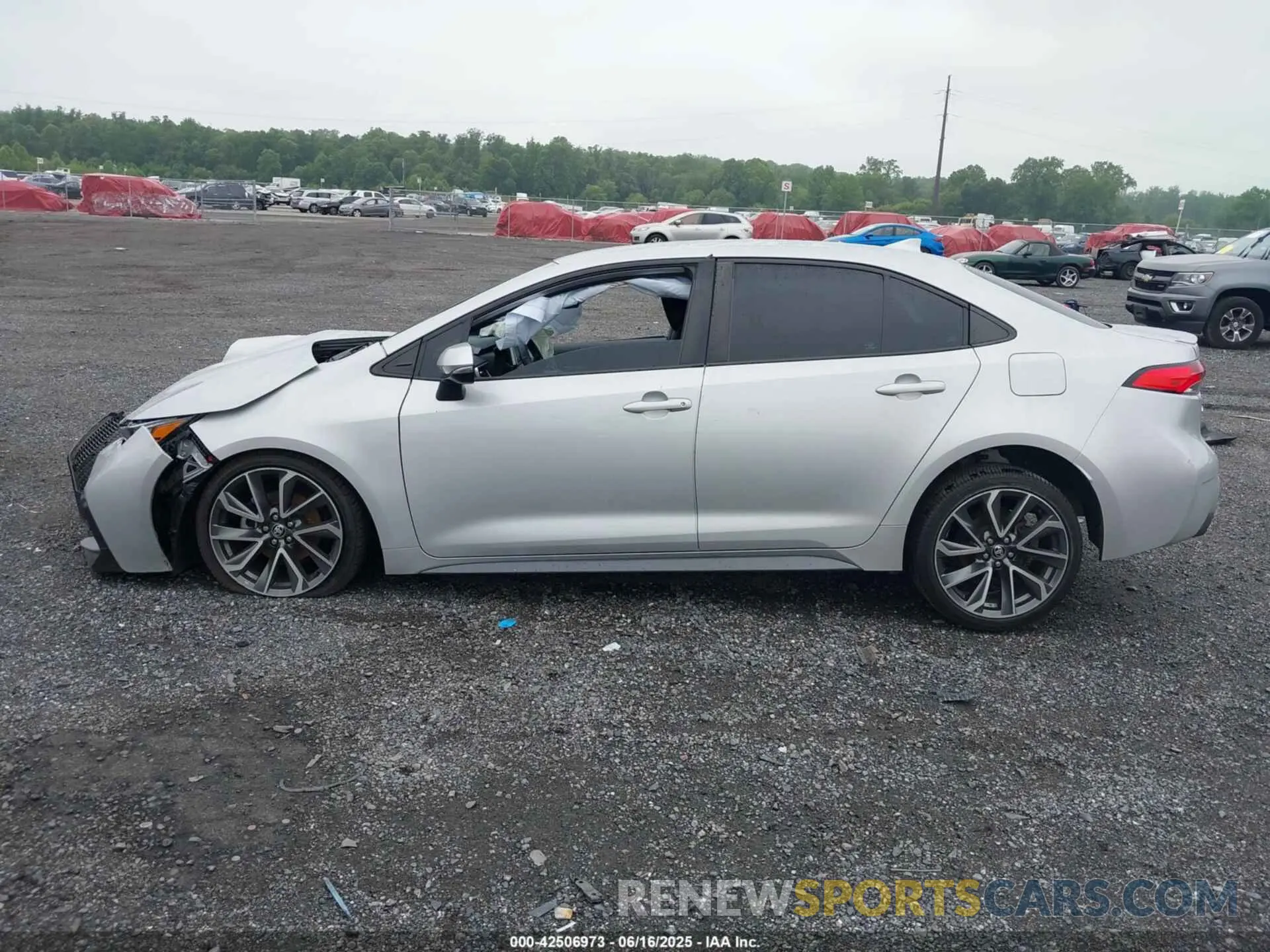 14 Photograph of a damaged car 5YFS4MCE7MP064561 TOYOTA COROLLA 2021