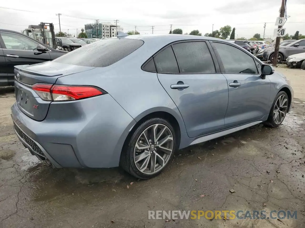 3 Photograph of a damaged car 5YFS4MCE7MP068092 TOYOTA COROLLA 2021