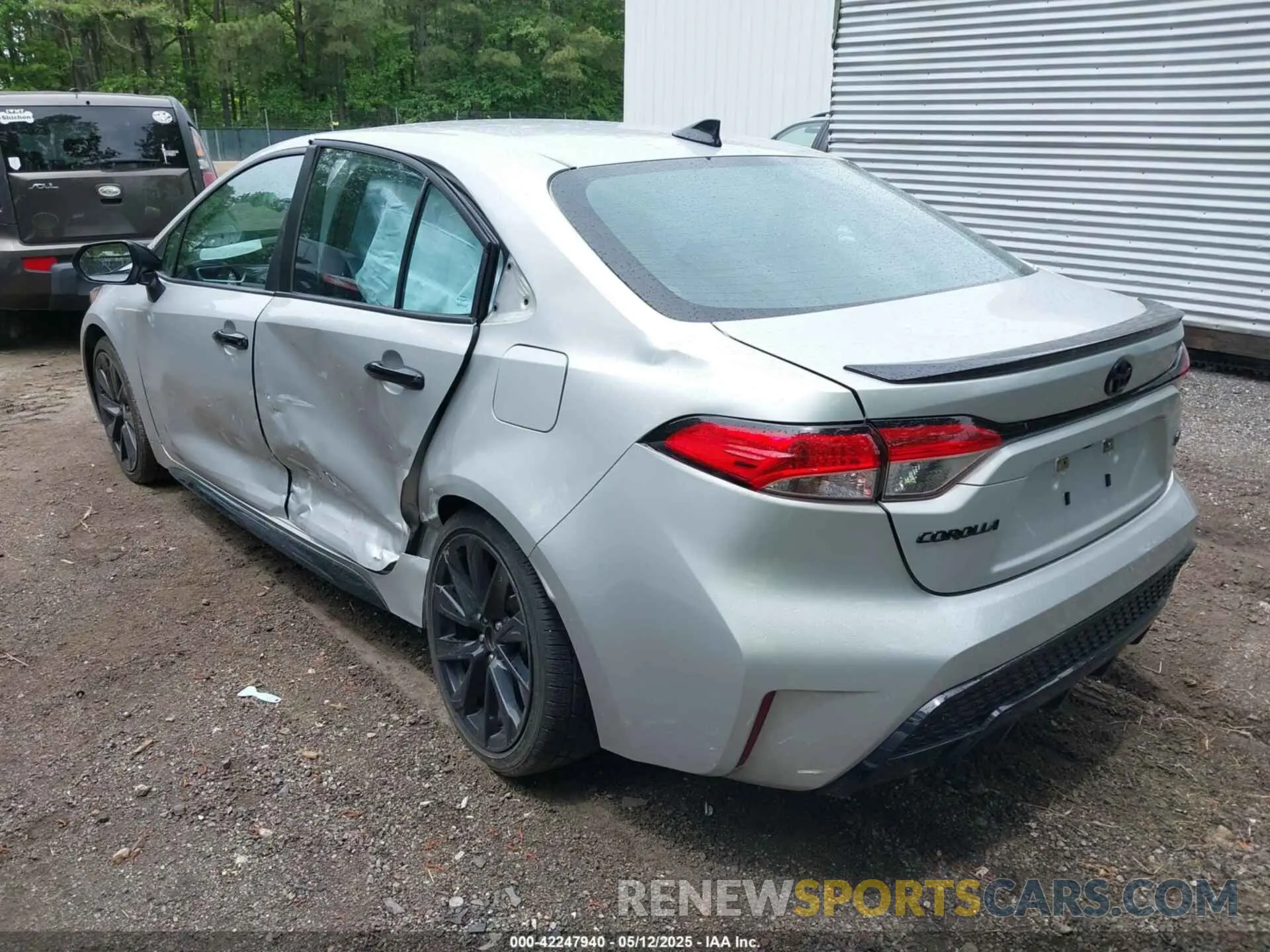 3 Photograph of a damaged car 5YFS4MCE7MP068559 TOYOTA COROLLA 2021