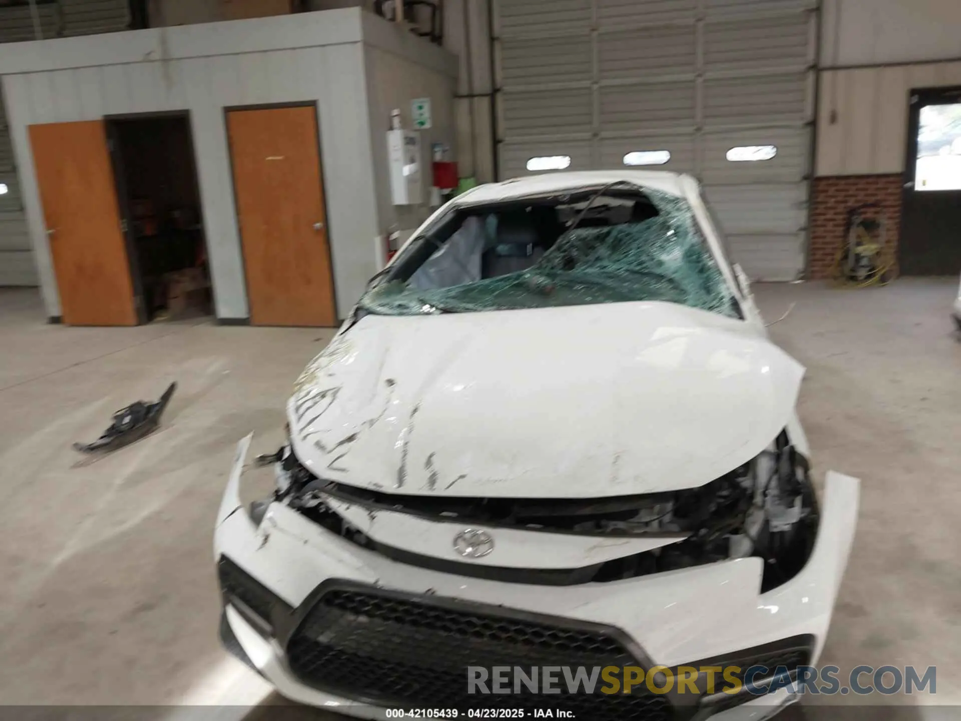 12 Photograph of a damaged car 5YFS4MCE7MP072773 TOYOTA COROLLA 2021