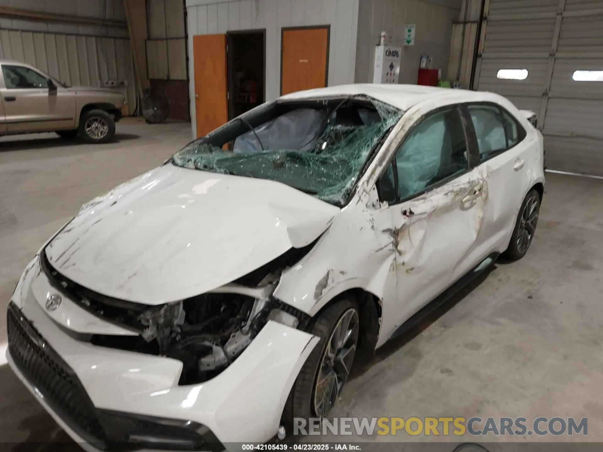 2 Photograph of a damaged car 5YFS4MCE7MP072773 TOYOTA COROLLA 2021