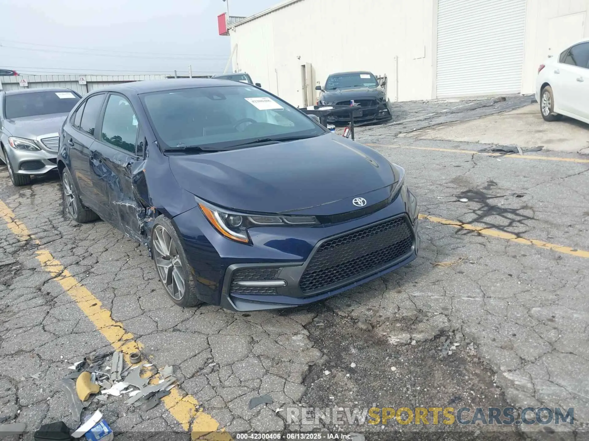 1 Photograph of a damaged car 5YFS4MCE7MP097608 TOYOTA COROLLA 2021