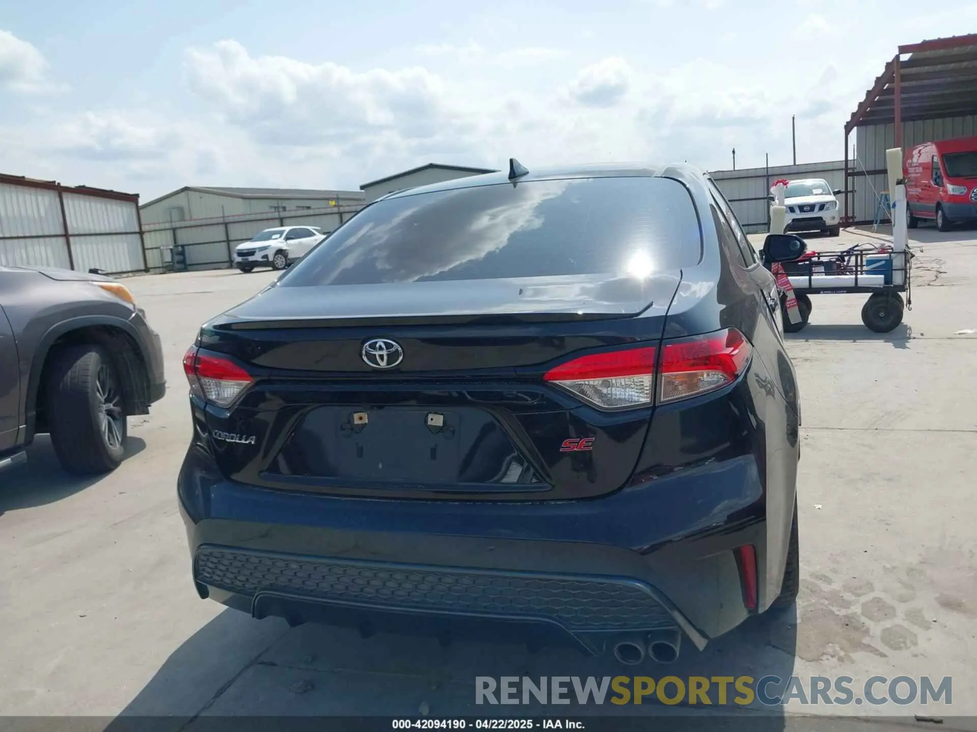 16 Photograph of a damaged car 5YFS4MCE8MP075617 TOYOTA COROLLA 2021