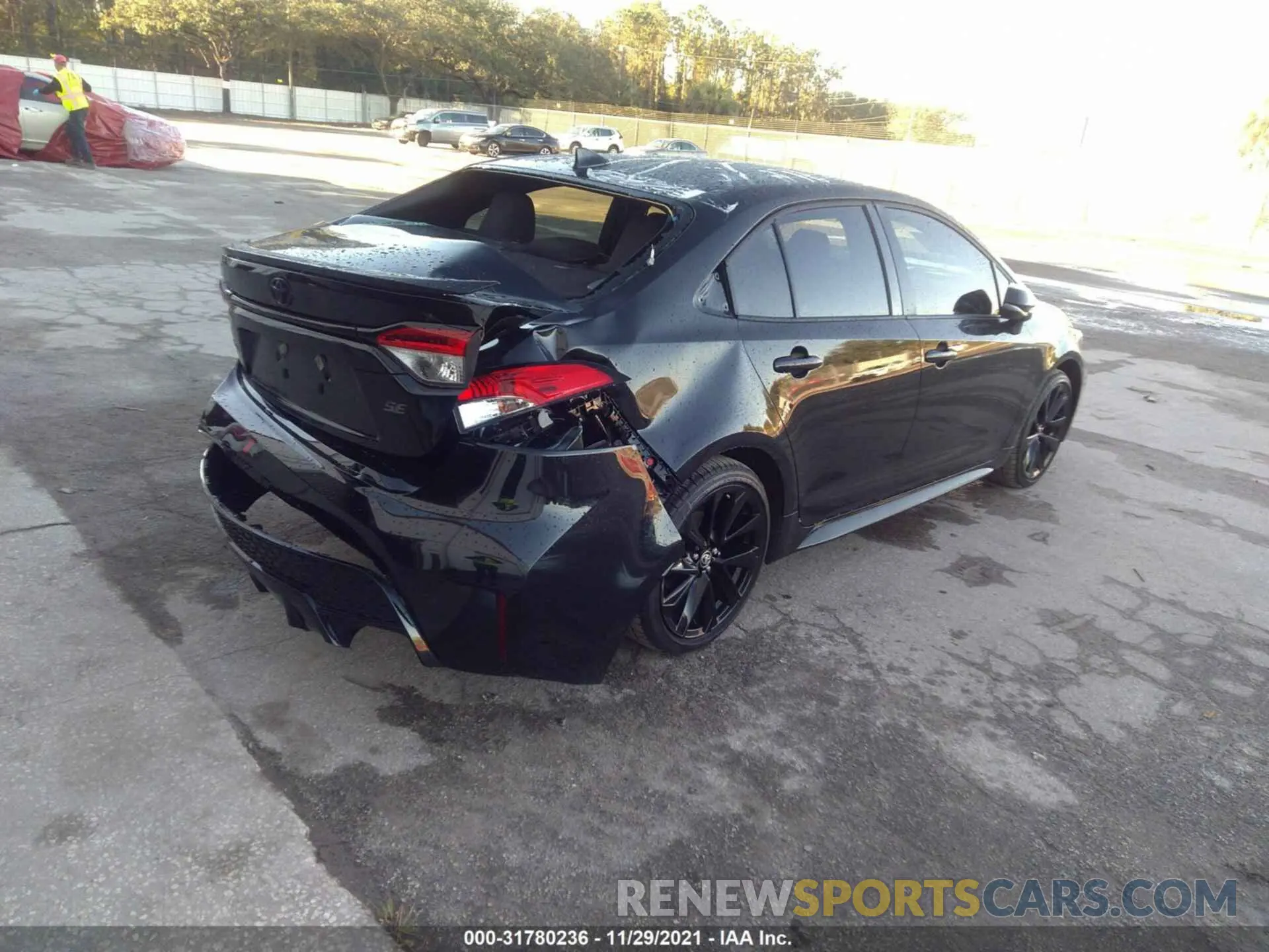 4 Photograph of a damaged car 5YFS4MCE8MP096290 TOYOTA COROLLA 2021