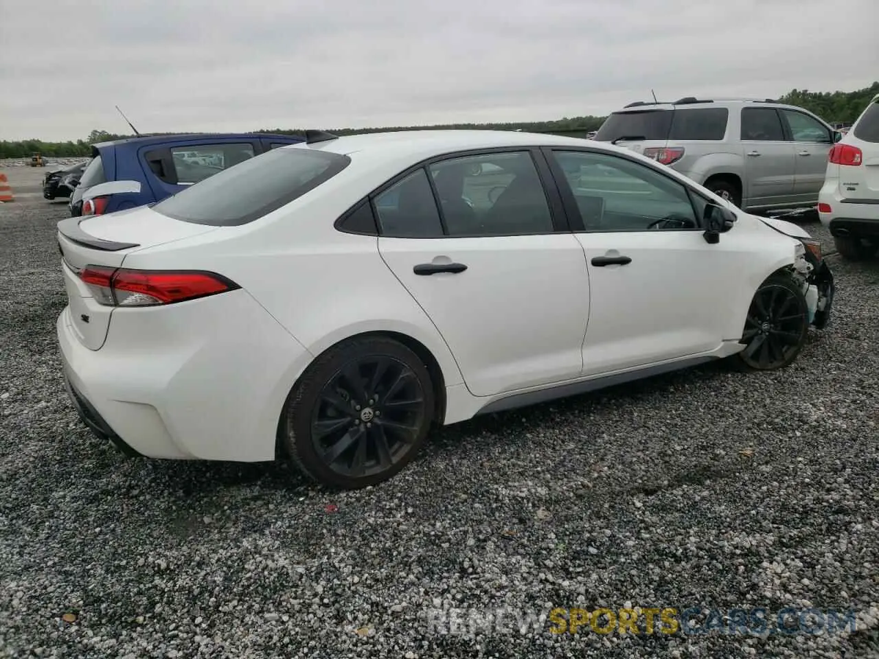 3 Photograph of a damaged car 5YFS4MCE9MP066117 TOYOTA COROLLA 2021