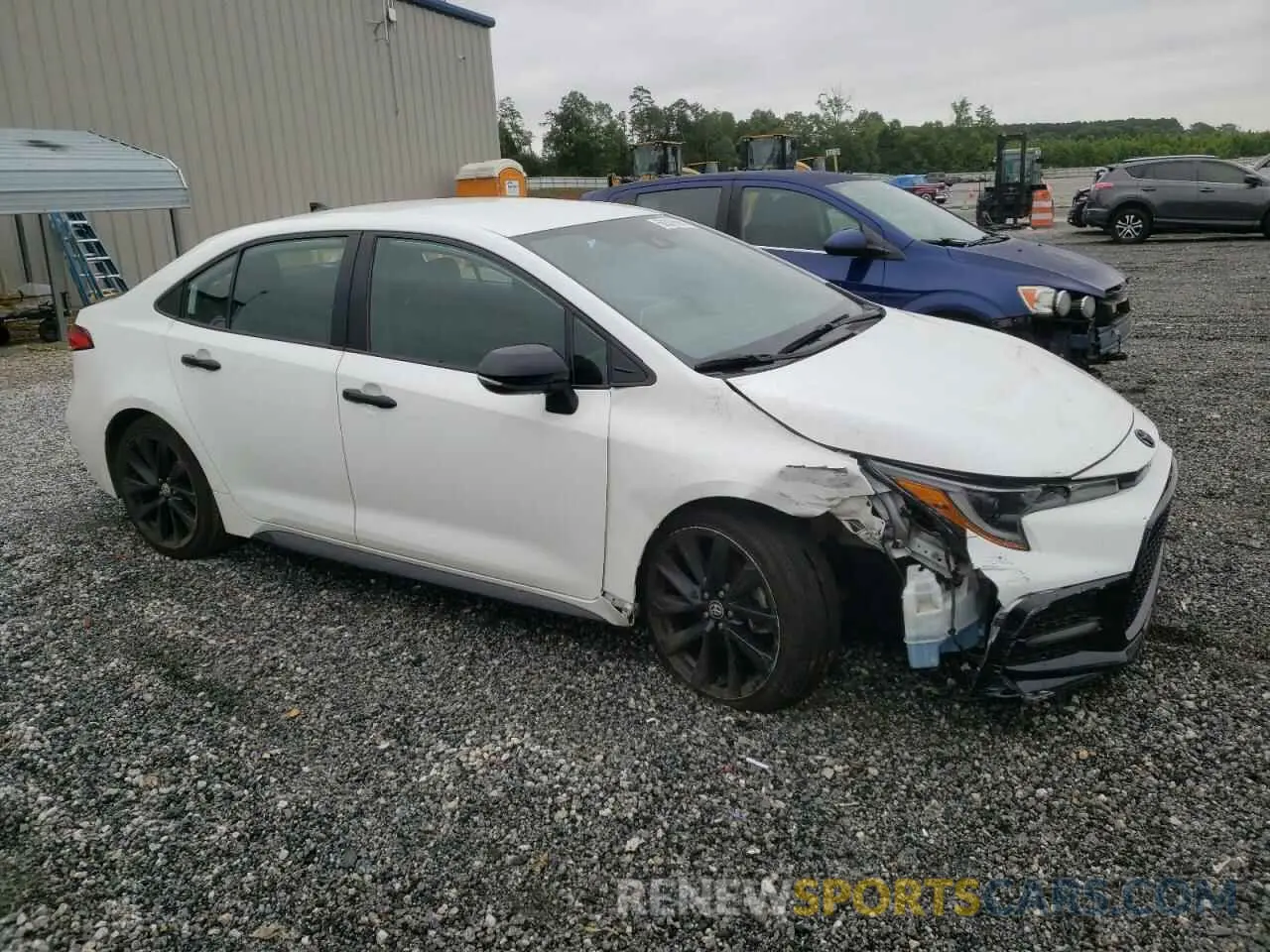 4 Photograph of a damaged car 5YFS4MCE9MP066117 TOYOTA COROLLA 2021